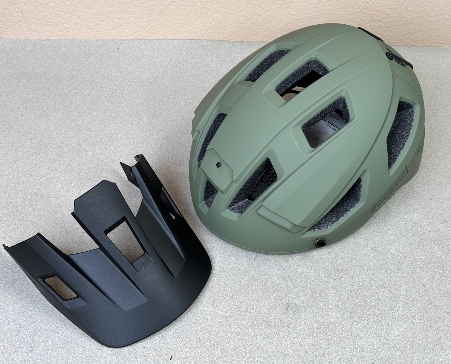Favoto Mountain Bike Helmet for Adult Commute & Off-Road Cycling with Visor | MTB Helmet for Men & Women with Magnetic Buckle & Sun Peak, Lightweight, CPSC & CE Standards, Adjustable customer photo 1