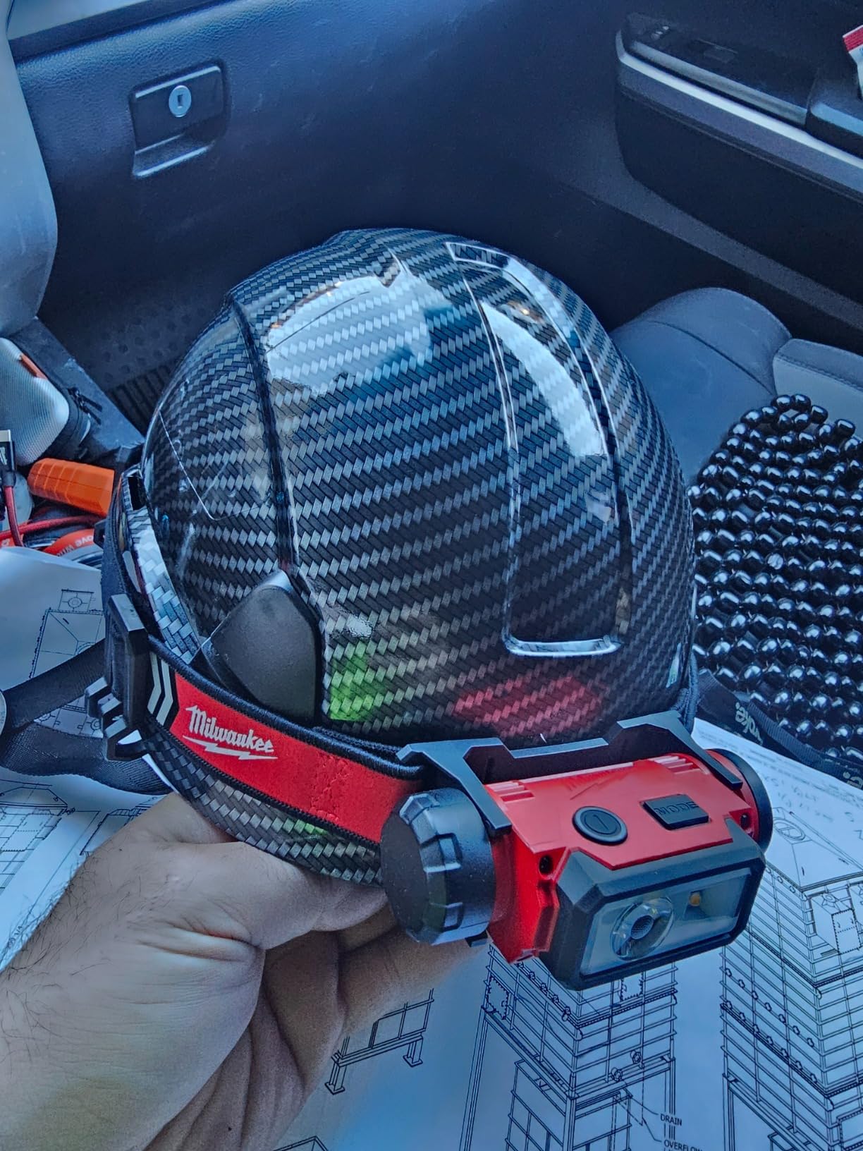 DEWALT Type II Class E 4-Point Ratcheting Non-Vented Safety Helmet customer photo 1