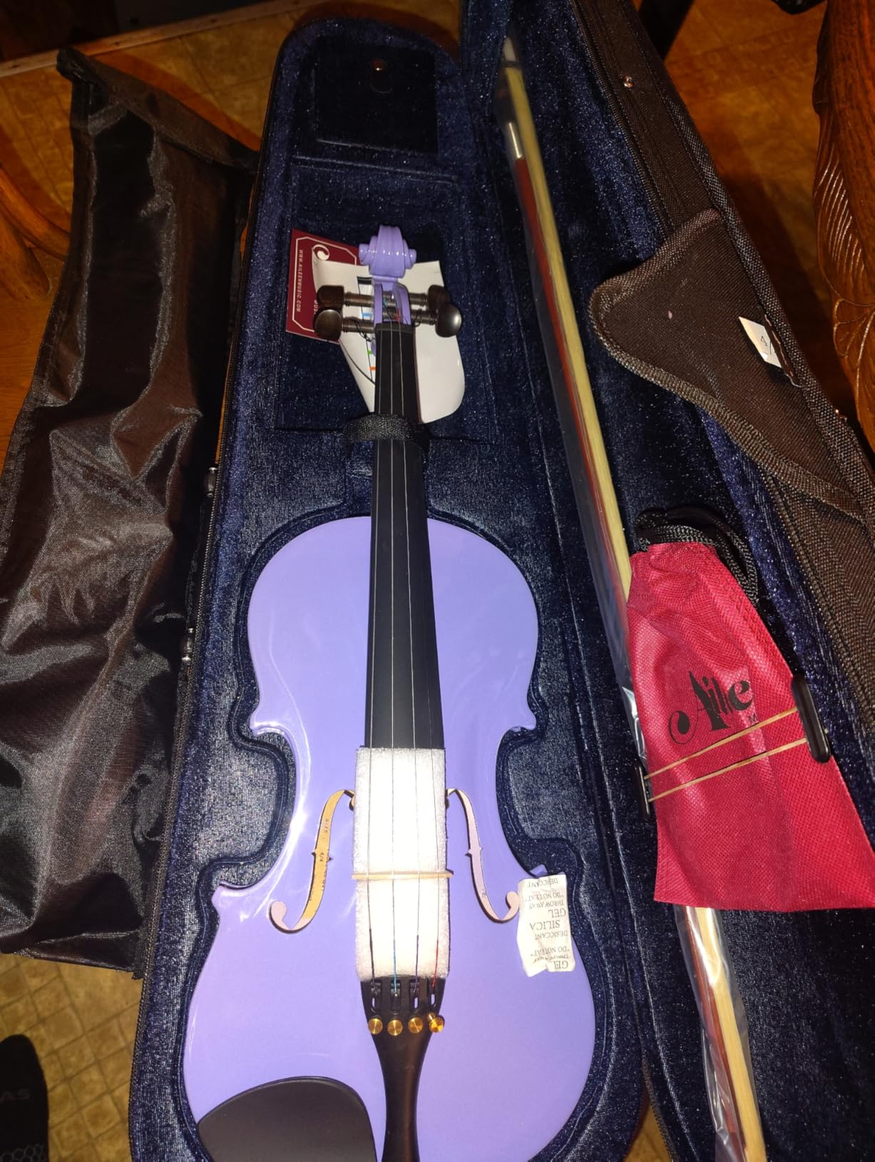 Aileen Violin 4/4 Full Size for Adult Beginners, White Fiddle Starter Kit for Students Age 12+ with Music Stand, Fingerboard Sticker, and Mute customer photo 1