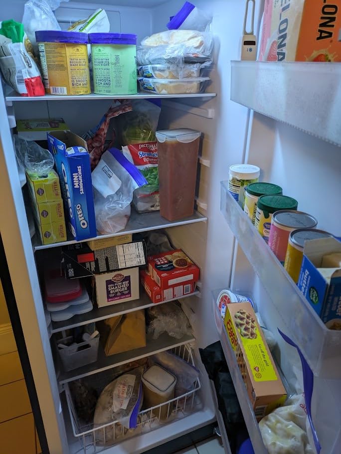 BLACK+DECKER 14 Cu. Ft. Convertible Freezer Refrigerator, Upright Freezer with Glass Shelves, ENERGY STAR rated, Frost Free, BUC1400XB, Black customer photo 2