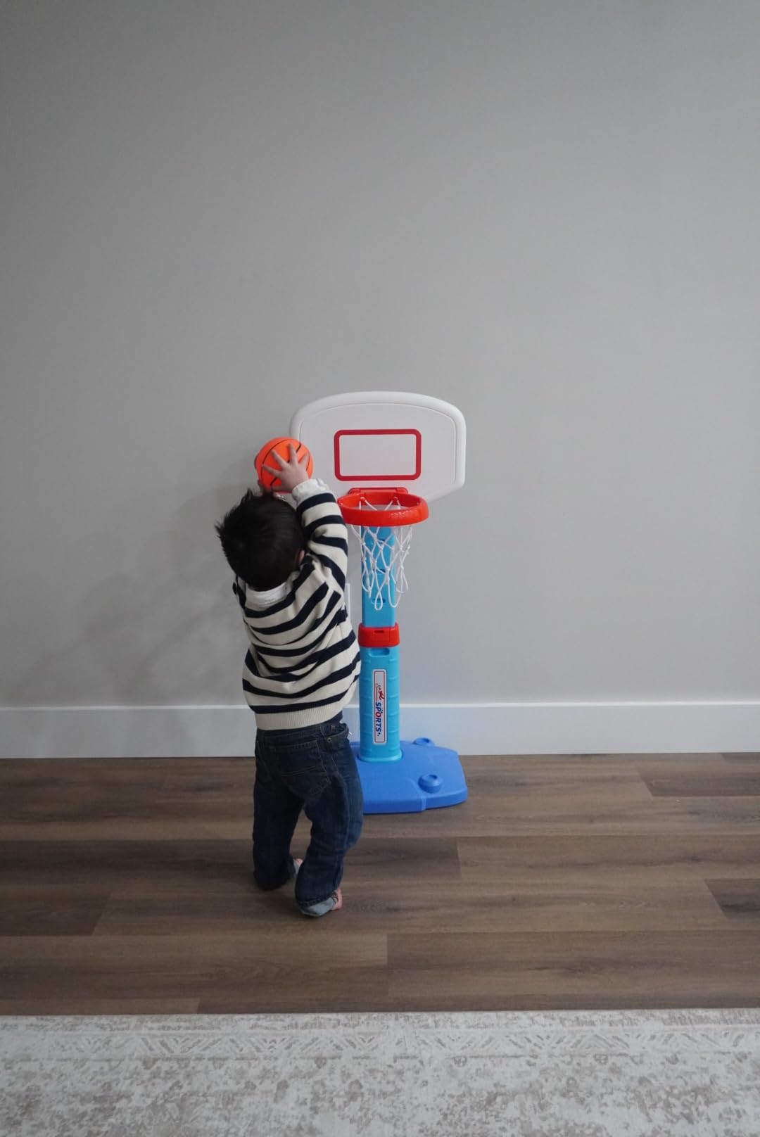 Toddler Basketball Hoop, Kids Toys Basketball Hoops for Indoor Outdoor Play - Adjustable Mini Basketball Hoop with 3 Balls for Outside, Pool, Christmas Birthday Sport Gift for Baby Boy Girl Ages 2 3 4 customer photo 2