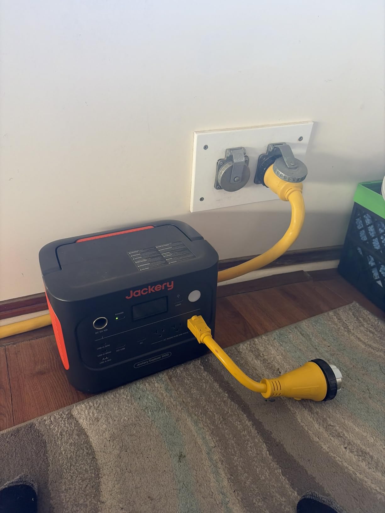Jackery Explorer 1000 v2 Portable Power Station,1070Wh,1500W | 1 Hr Fast Charge, LiFePO4 Battery, 100W USB-C Output, Solar Generator for Camping, Emergency, RV (Solar Panel Optional) customer photo 1