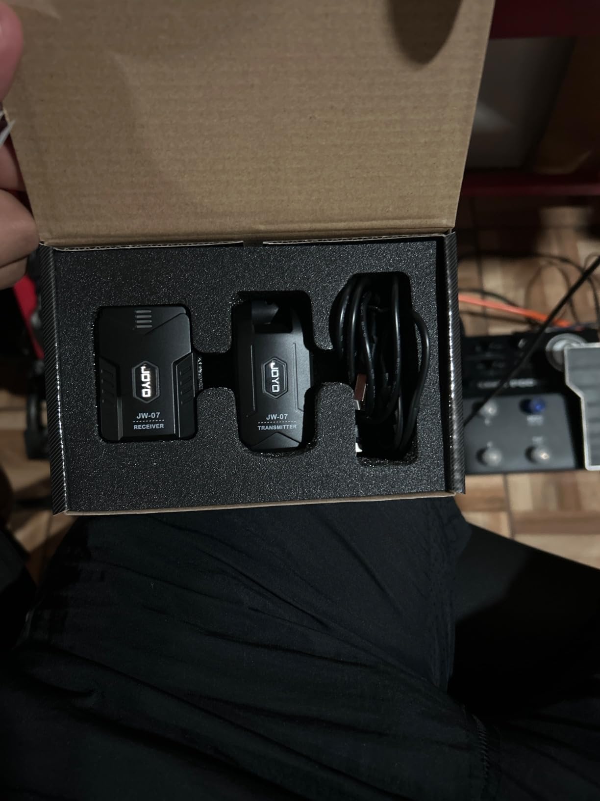 JOYO Wireless in Ear Monitor System 2.4G Wireless IEM System with Transmitter Clip on Receiver Automatic Pairing in-Ear Monitoring for Studio, Guitar, DJ, Live Performance (JW-07) customer photo 2