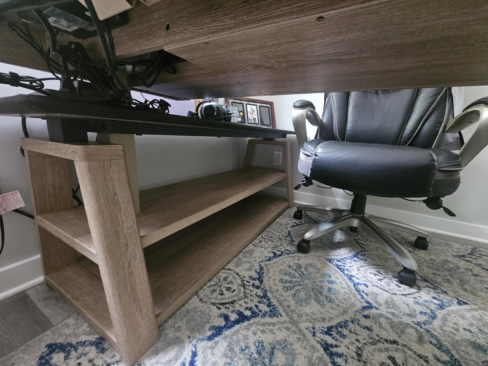 EUREKA ERGONOMIC Leather Standing Desk, 60 inch Executive Desk with Drawers, Modern Oak Grain X-Shaped Leg Sit Stand Desk, Charge Power Outlet Luxury Home Office Computer Desk customer photo 2