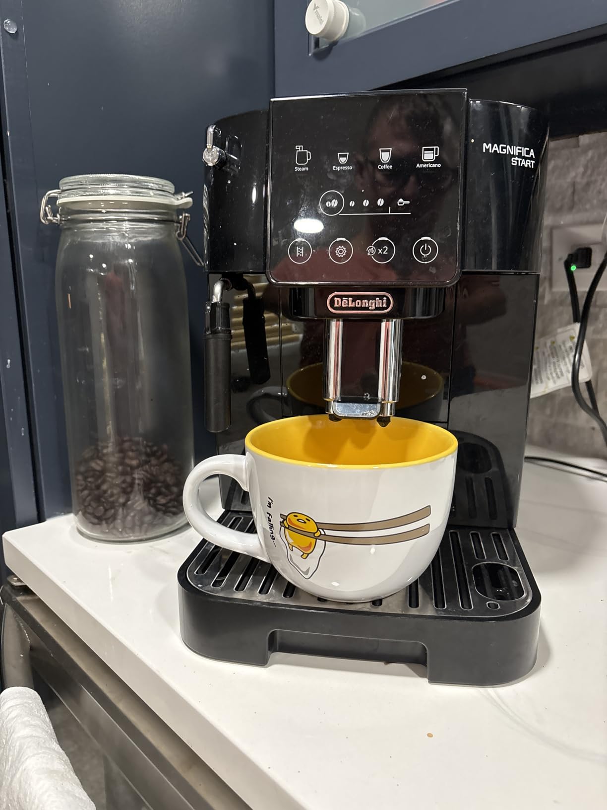 De'Longhi Magnifica Start Automatic Espresso Machine, Milk Frother, Black | #1 Worldwide Espresso Machine Maker, 3 One-Touch Recipes, Frother, Built-In Grinder, Easy to Clean customer photo 2
