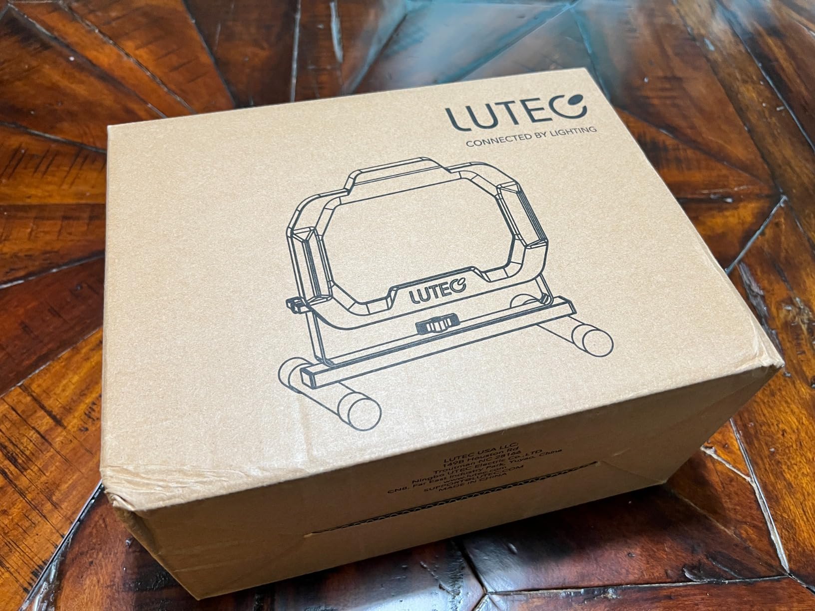 LUTEC 12500 Lumen LED Work Light with Stand, Portable Job Site Lights | Dimmable, 3 Brightness Levels, IP65 Waterproof, 5 Ft 3-Prong Power Cord for Workshop Garage Construction Site customer photo 2