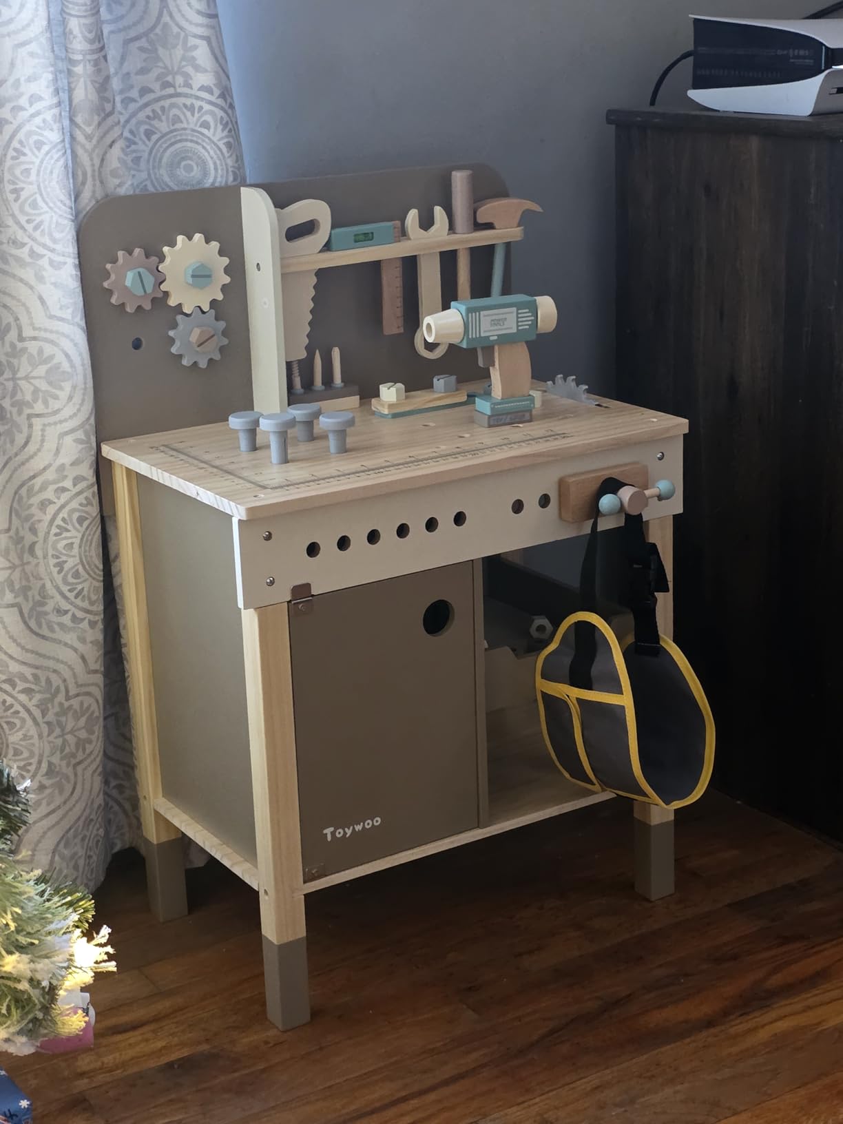 Kids Tool Set,Wooden Tools Bench with Apron Toddler Toy Workbench with Realistic Tools Electric Drill STEM Construction Toy Gifts for Age 3-9 Boys Girls customer photo 2