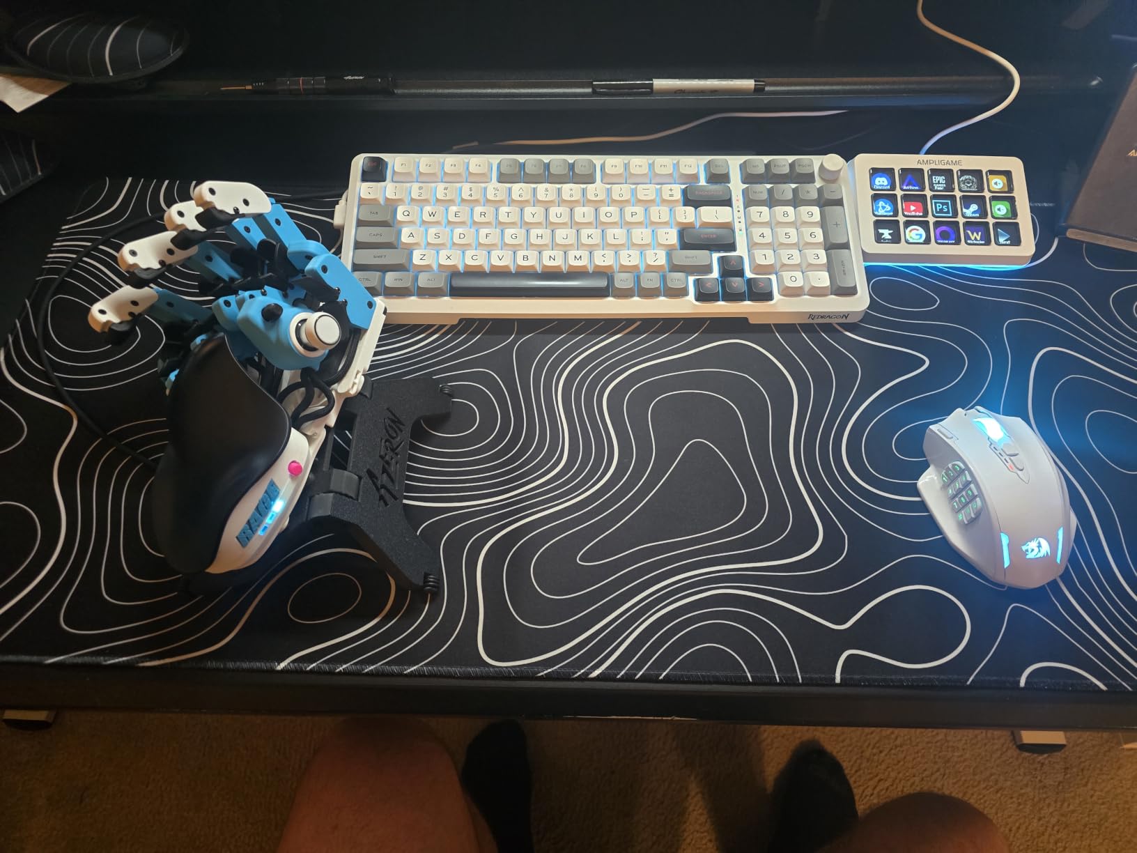 FIFINE AmpliGame Stream Controller with 15 Macro Keys, Streaming Keyboard with Trigger Actions in OBS/Twitch/YouTube/Streamlabs, Shortcut Buttons Keypad Works with Mac and PC-D6 customer photo 2