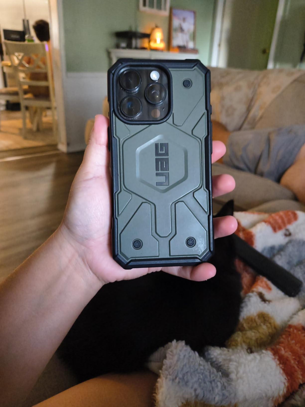 URBAN ARMOR GEAR UAG Designed for iPhone 16 Pro Case 6.3