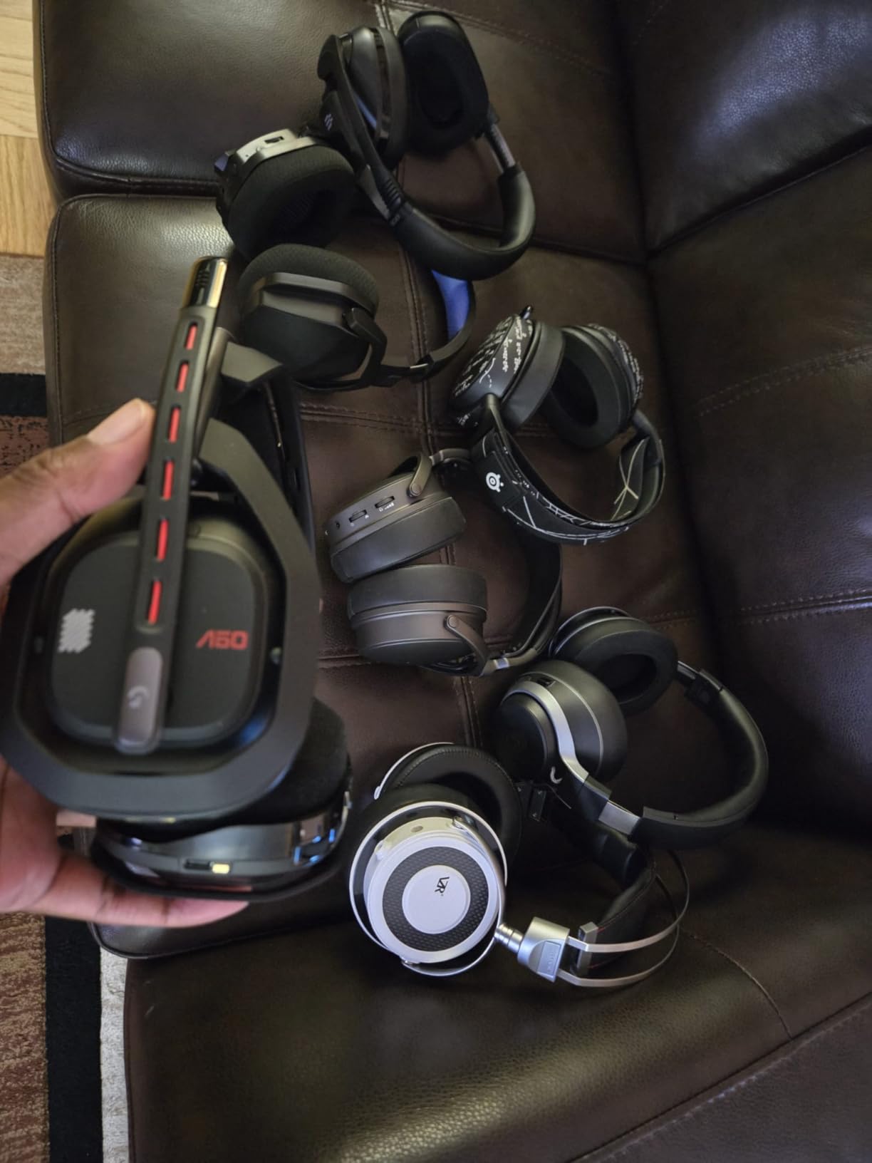 Logitech G Astro A50 Multi-Platform Wireless Gaming Headset - Black | For PS5, Xbox, PC, Switch - PLAYSYNC Audio Switcher, 16 bit/48kHz (Console), 24 bit/48 kHz (PC), 24hr Battery, 2.4GHz & BT customer photo 1