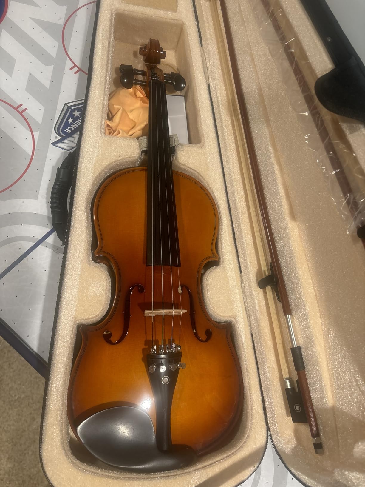 CVN-300 4/4 Violin for Beginners, Full Size Fiddle Set for Students and Adults, Solid Wood Ebony-Fitted Starter Violin Kit with Hard Case and Bow customer photo 1
