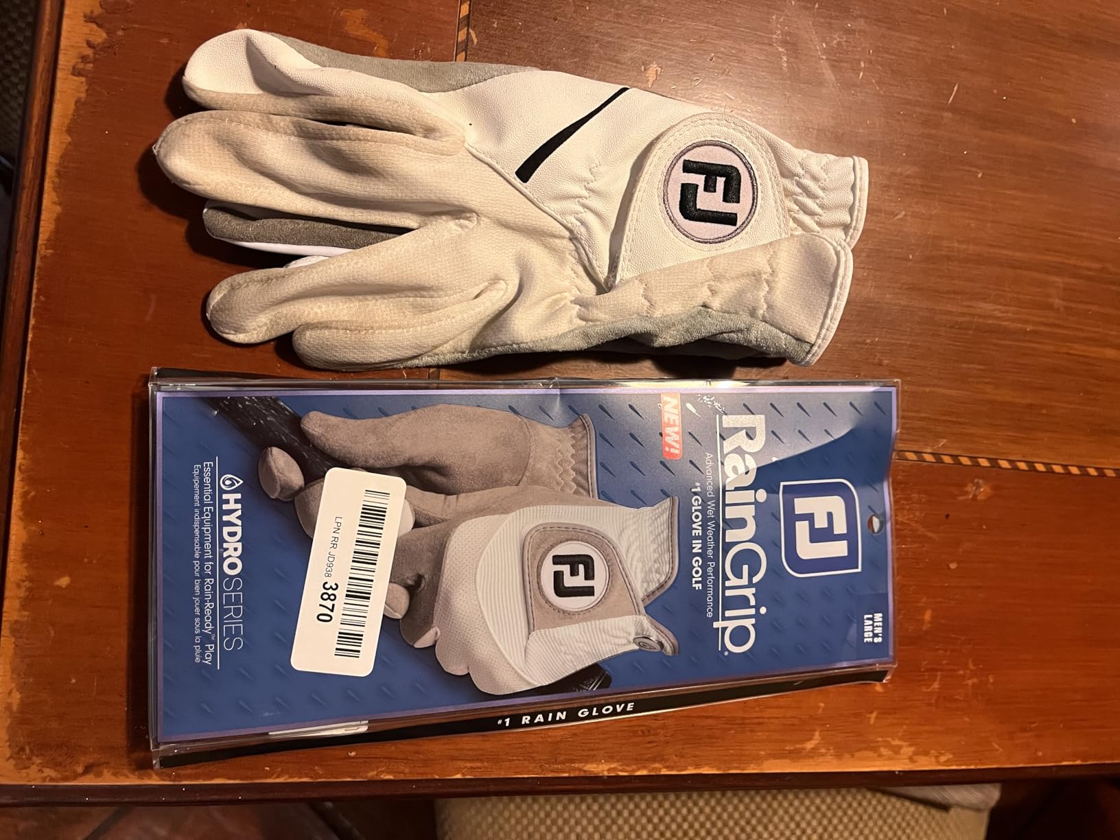 FootJoy Men's RainGrip Golf Glove, Pair customer photo 1