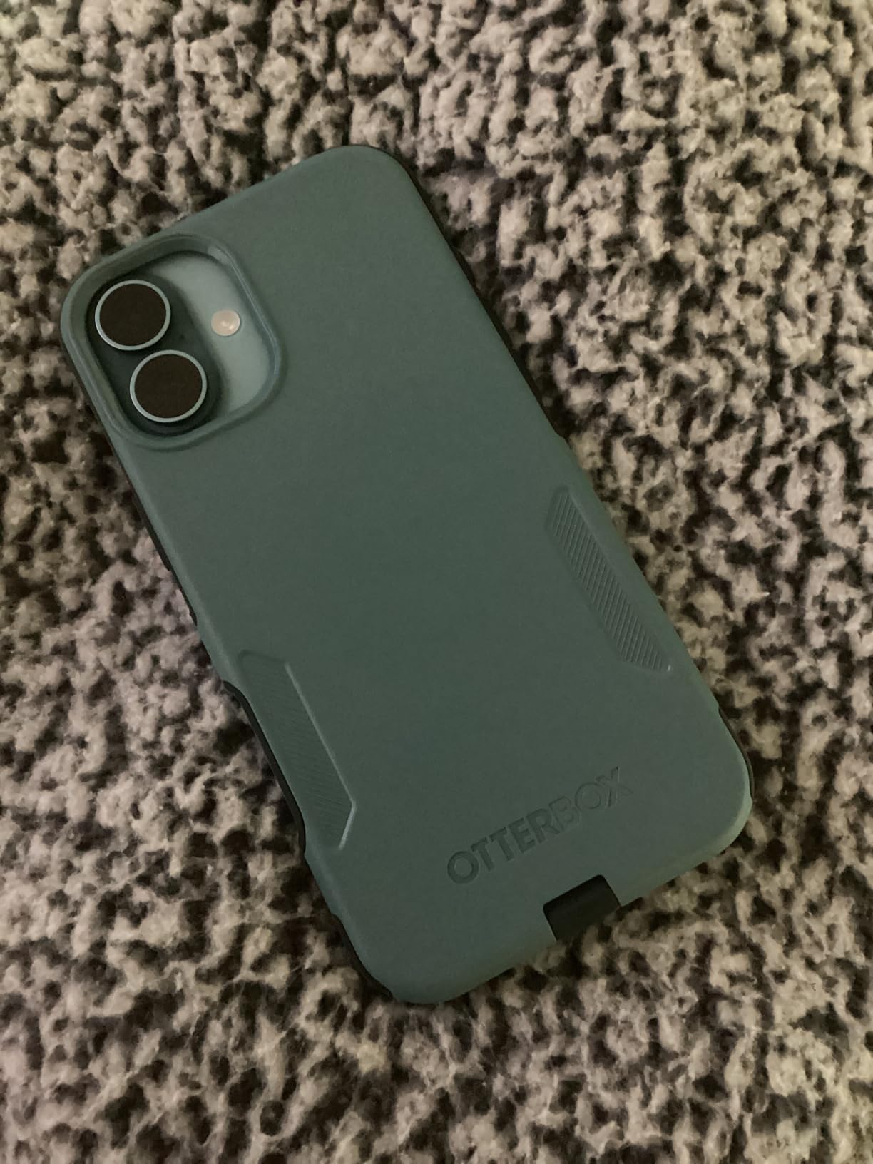 OtterBox iPhone 16 Pro Max Commuter Series Case - Black | Thin & Protective iPhone Case, Dual-Layer, Impact Absorbing iPhone Case, Best MagSafe iPhone Cases for Wireless Charging customer photo 1