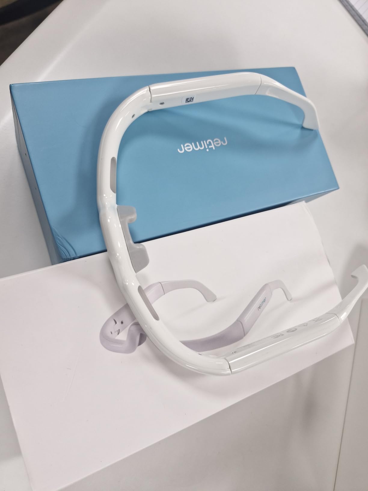 retimer 3 - Wearable Light Therapy Glasses for Jet Lag, Insomnia, SAD, Winter Blues & Shift Work - Naturally Regulate Melatonin - AI App with Apple & Google Health customer photo 2