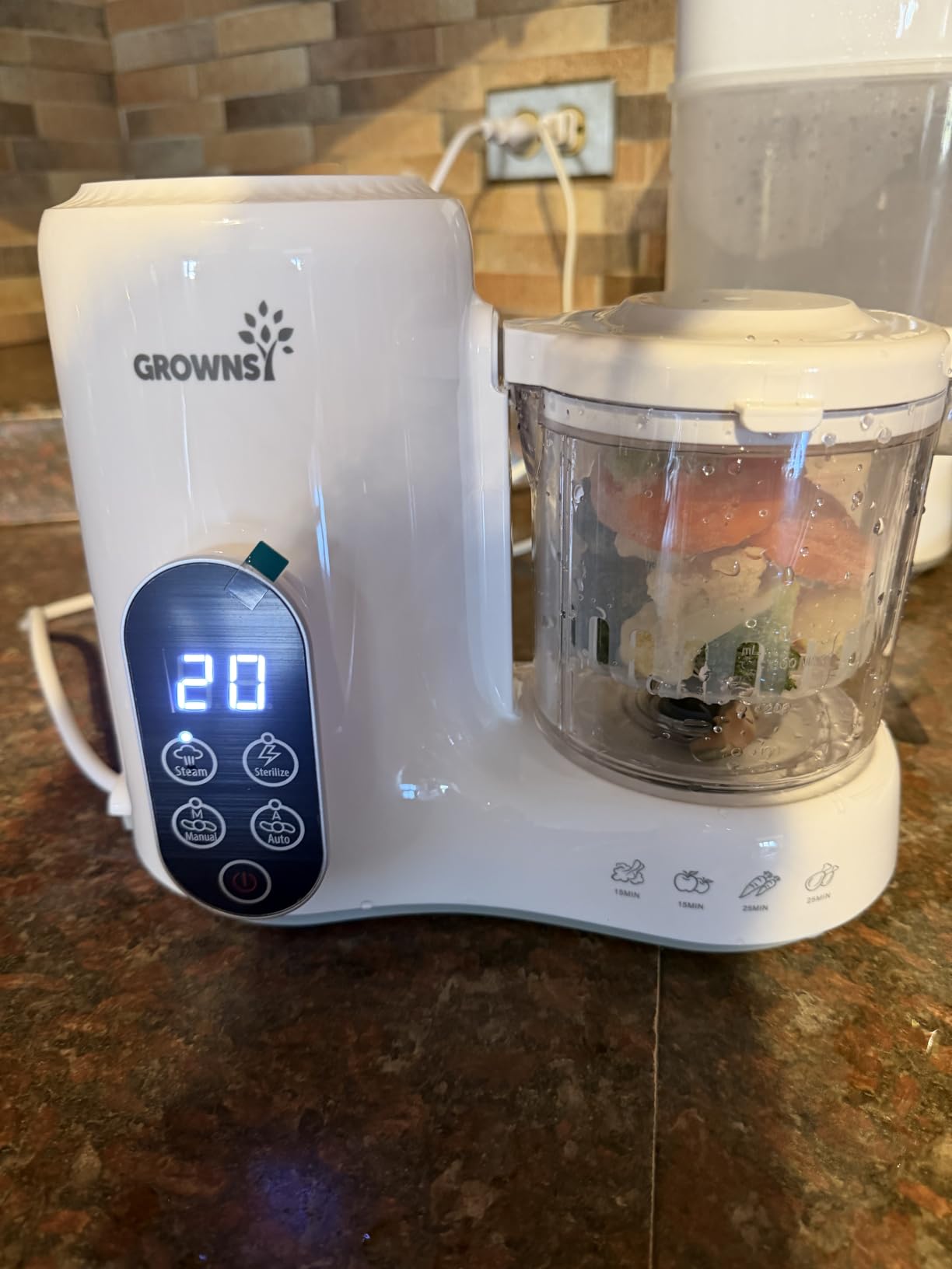 Grownsy Baby Food Maker, Steamer & Blender Baby Food Processor, White | BPA-Free Elevated Steam Basket, Healthy Homemade Baby Food Purees, Starting Solids & BLW, Baby Feeding Essentials, 6+ Months customer photo 1