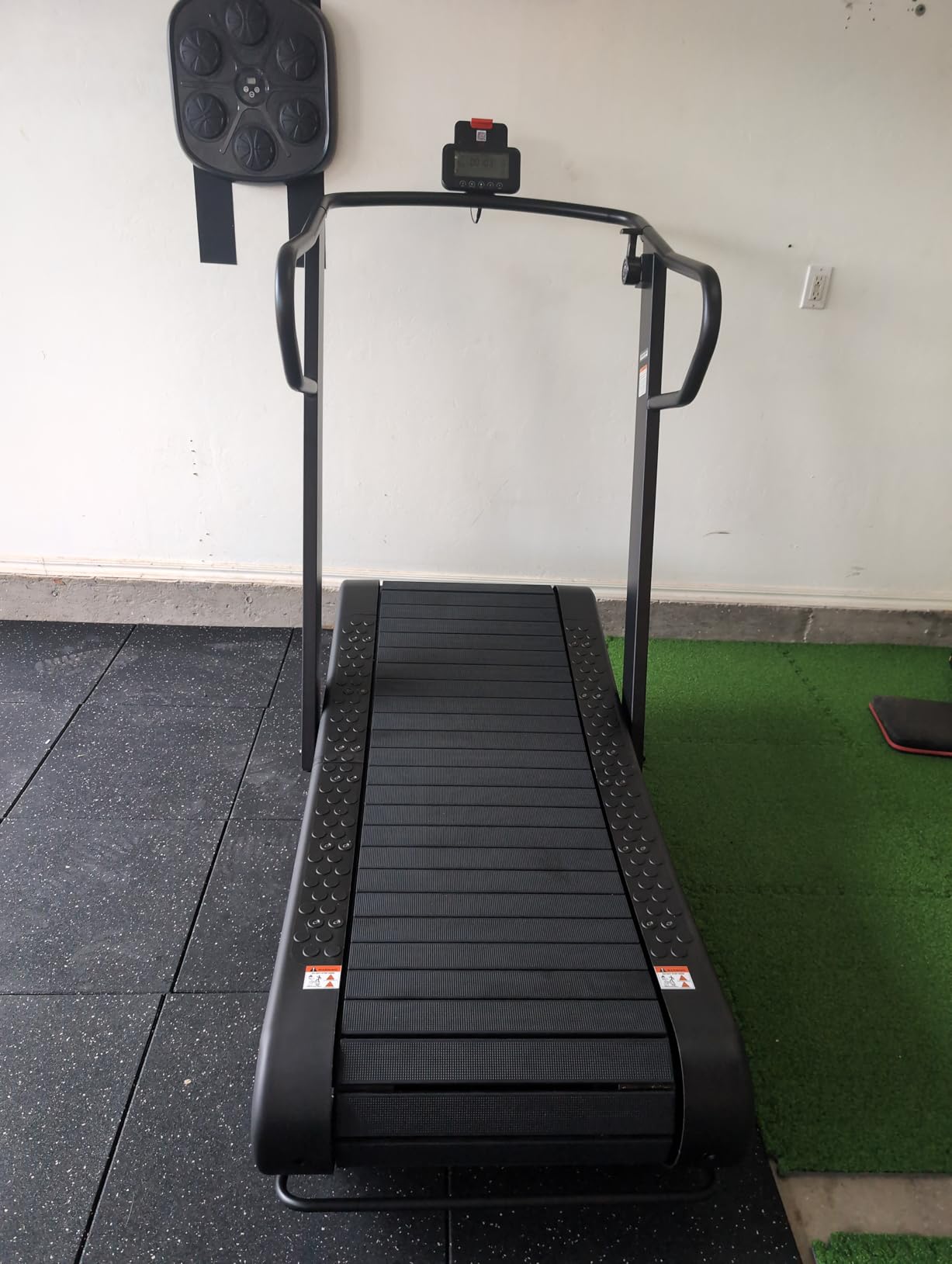 Sunny Health & Fitness Smart Curved Treadmill Ergonomic and No Speed Limit | Commercial Grade, Adjustable Magnetic Assistance, Unlimited Speed, SunnyFit App Connectivity, 330LB Capacity customer photo 2