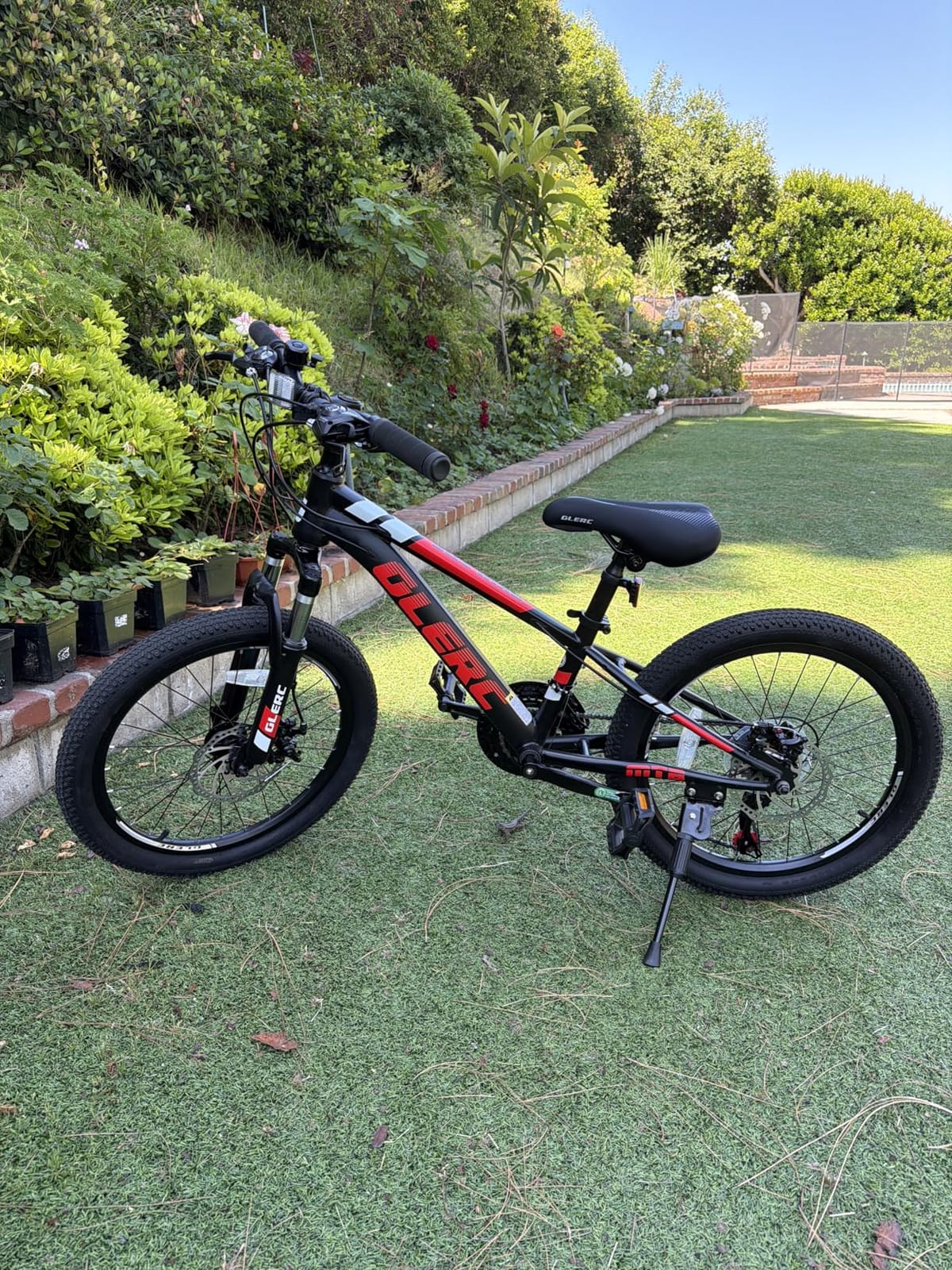 Glerc 20 24 26 Inch Kids Bike, Kids Mountain Bike for Boys and Girls Ages 6+, 21-Speed Skyline Bicycle with Front Suspension and Disc Brakes, Multiple Colors customer photo 1