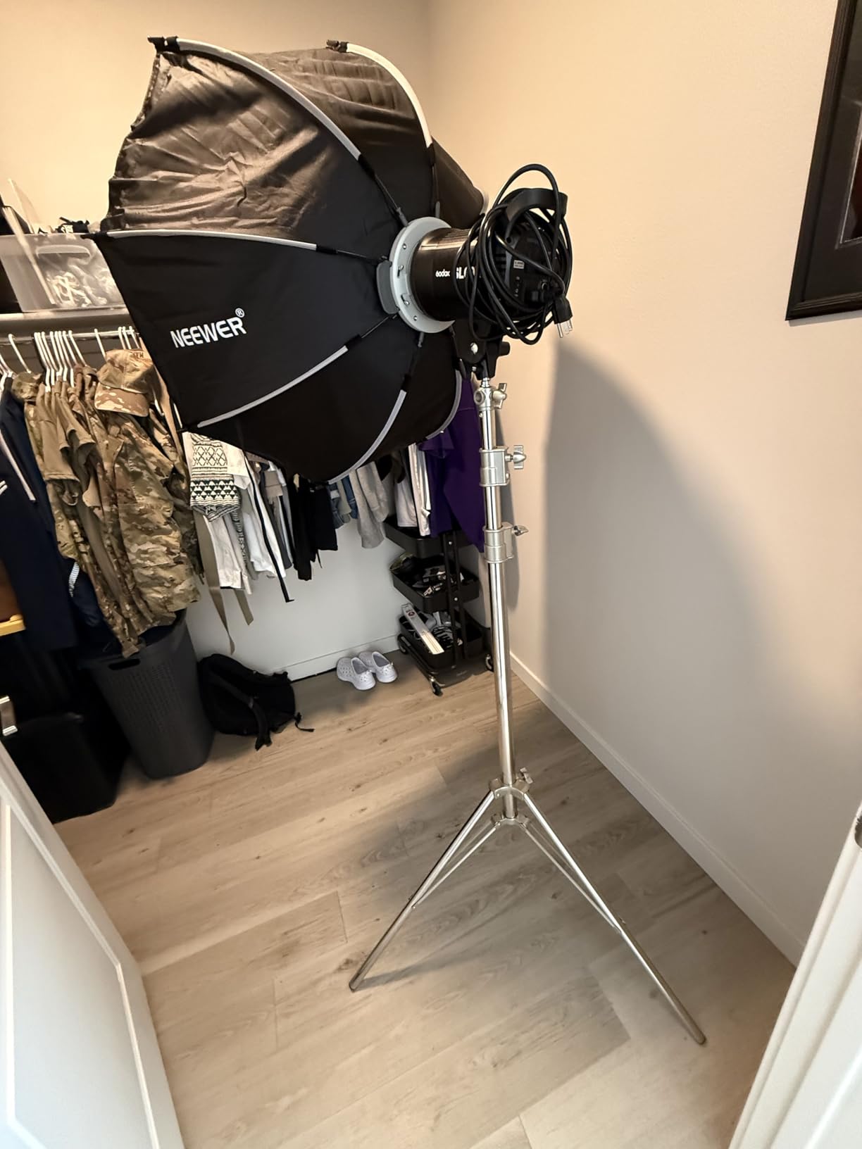 9.2 FT Stainless Steel Photography Stand, Heavy Duty Tripod With 1/4