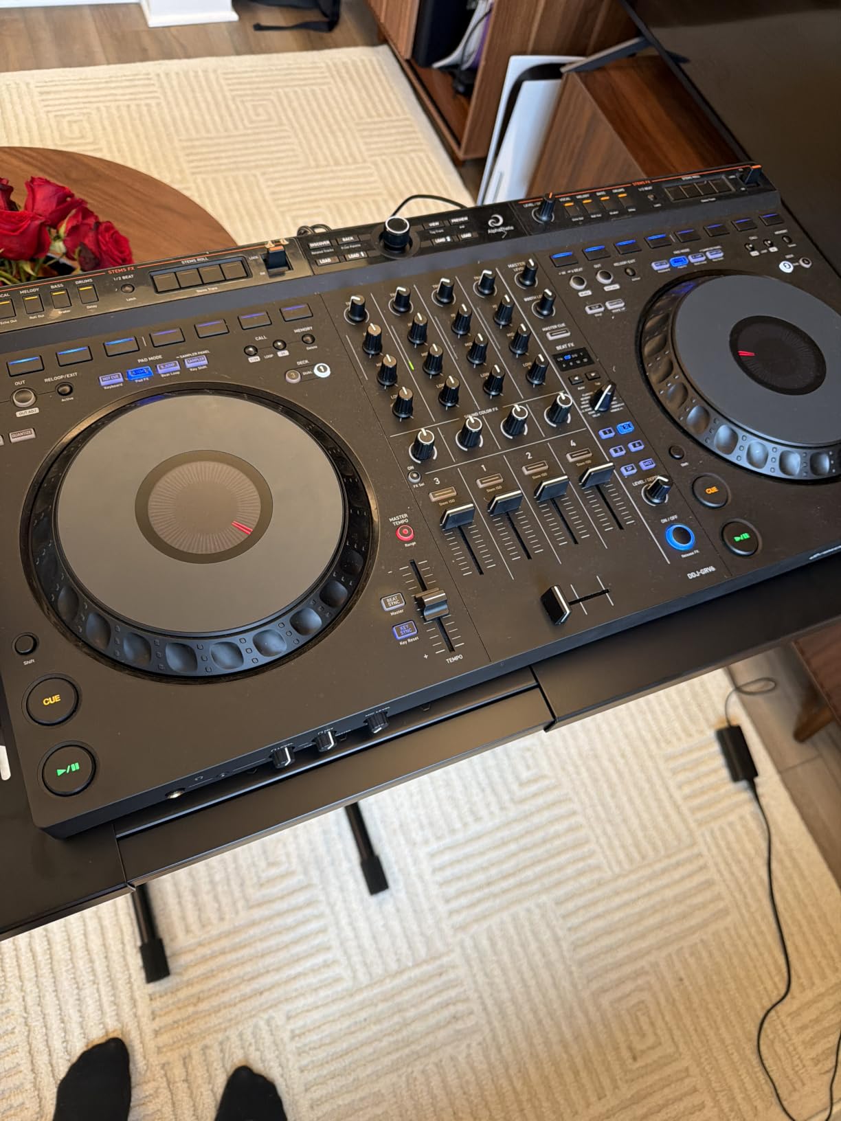 AlphaTheta DDJ-GRV6 4-Channel DJ Controller, Groove Circuit, Black | Club-Standard Layout, Full-Size Jog Wheels, rekordbox and Serato DJ Pro Compatible customer photo 1