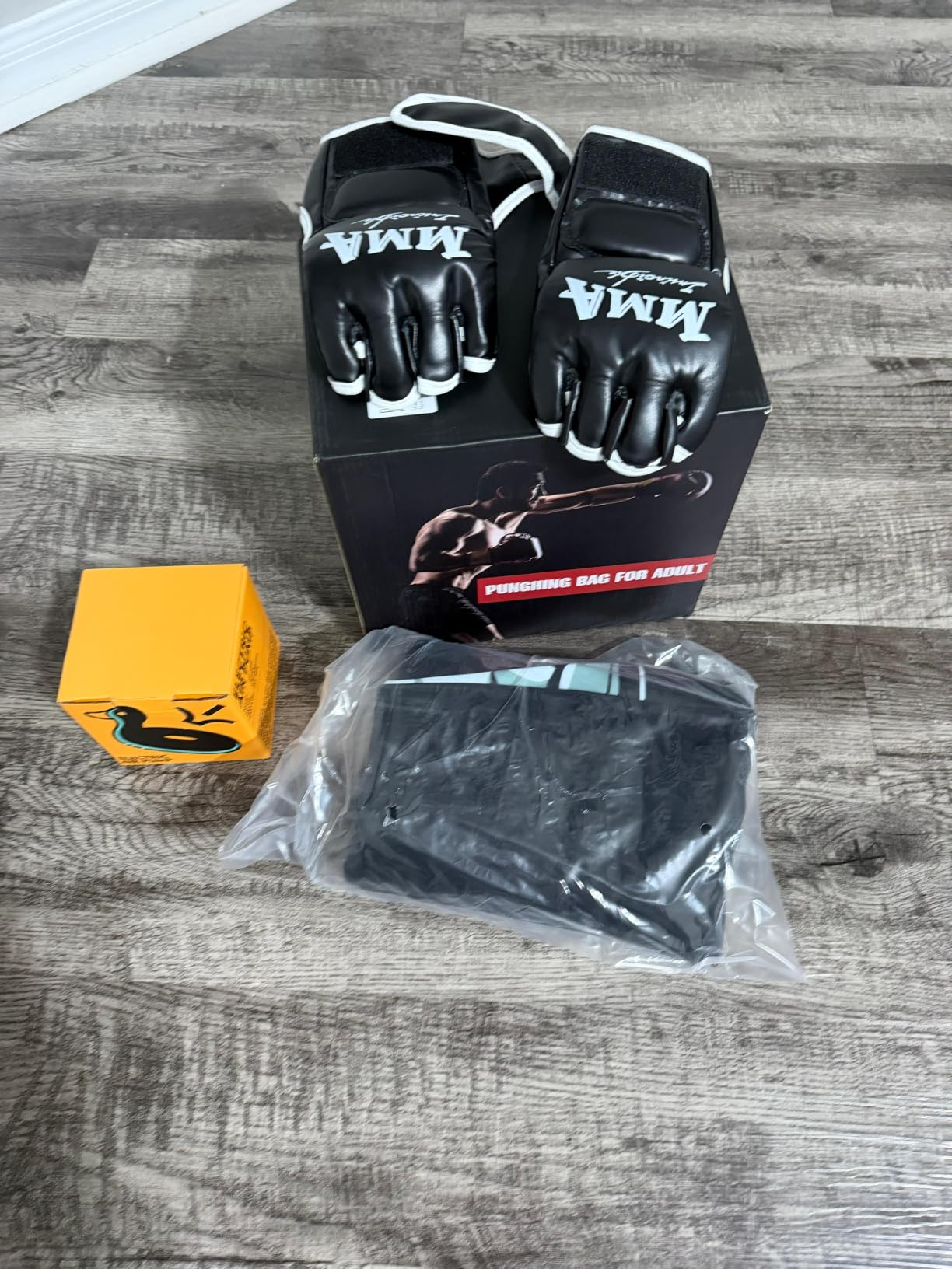 Freestanding Punching Bag for Adults, 70'' Boxing Bag with Stand Kicking Bag Heavy Bag with Boxing Gloves and Electric Air Pump, Women Men Kickboxing Bags for Beginners Training MMA Muay Thai Fitness customer photo 1