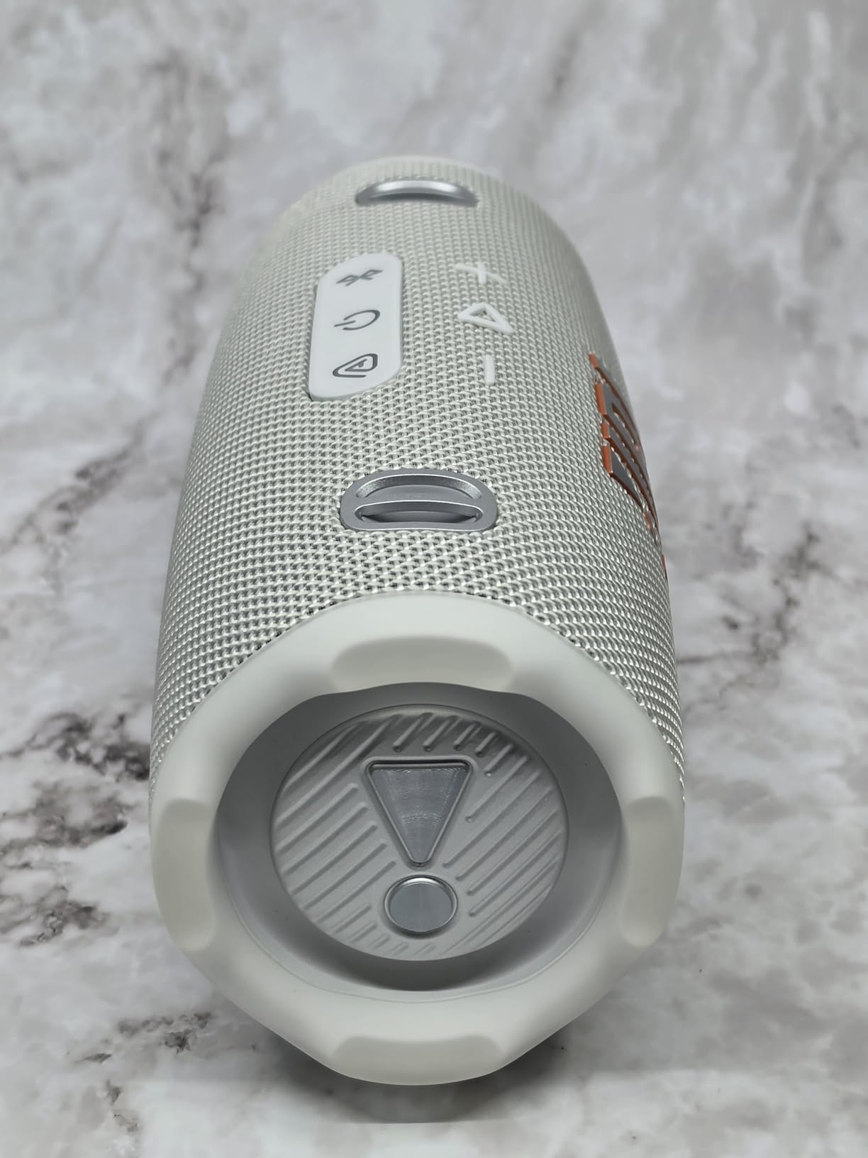 JBL Charge 6 Portable Bluetooth Speaker, Waterproof, Drop-Proof - Black | Long Battery Life Up To 28 Hours, Quick Charging, Built-In Powerbank, Weatherproof For Outdoor, Poolside, And Shower Use customer photo 1