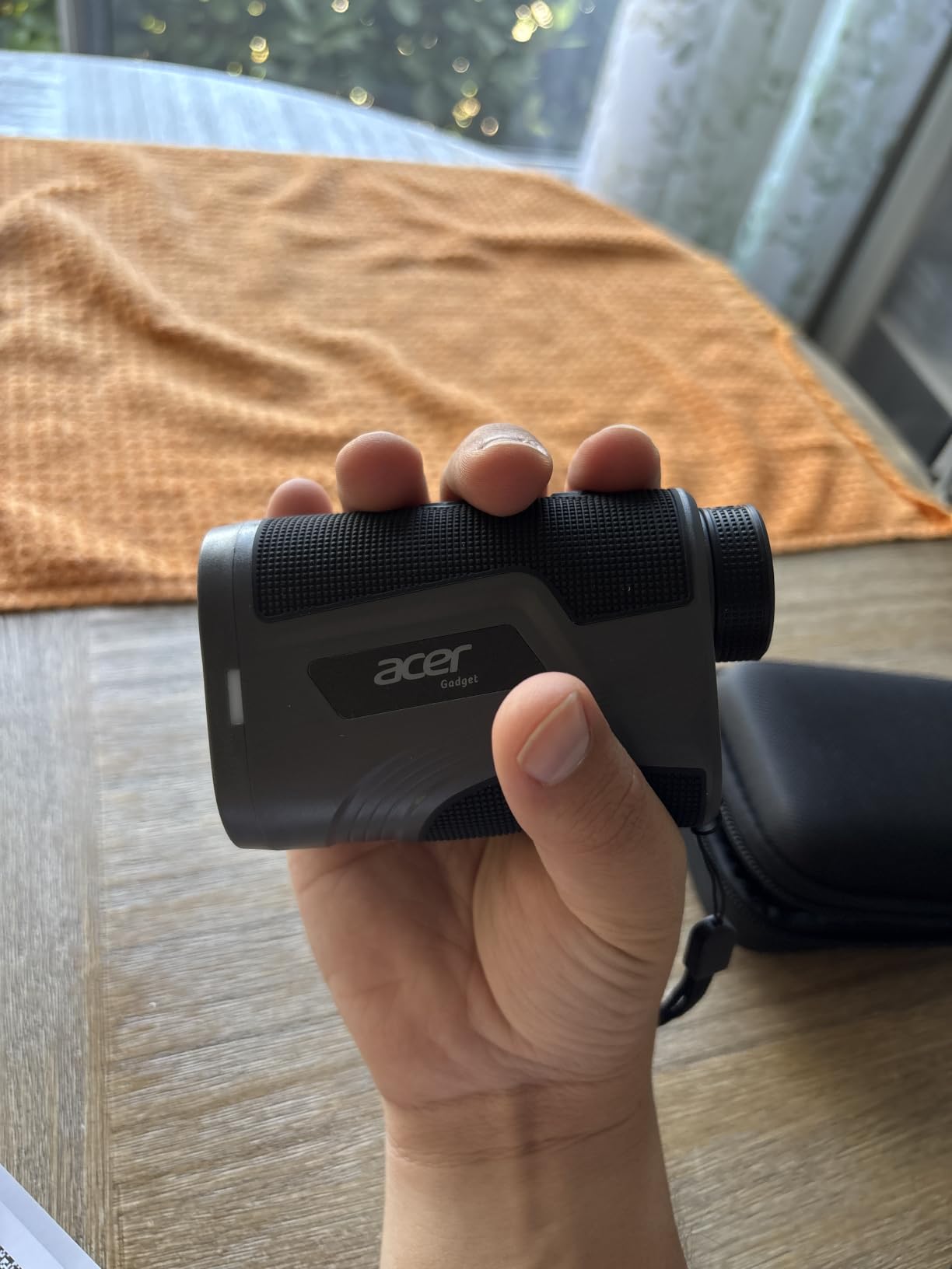 Acer Gadget Golf Rangefinder with Slope - 800/1200Yards Range Finder for Hunting, 6X Magnification with Flag Pole Locking Vibration, Rechargeable Battery with Magnet Stripe customer photo 1