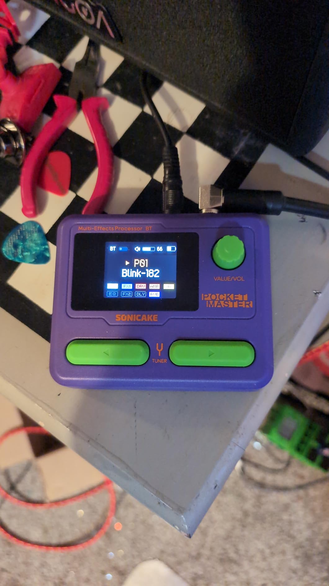 SONICAKE QME-10 Pocket Master - Portable Multi Effects Pedal 100+ Effects | NAM A2/IR Support, Tuner, Amp Modeling, Stereo OTG USB Audio Interface, Rechargeable Guitar/Bass/Acoustic Effects Processor customer photo 2