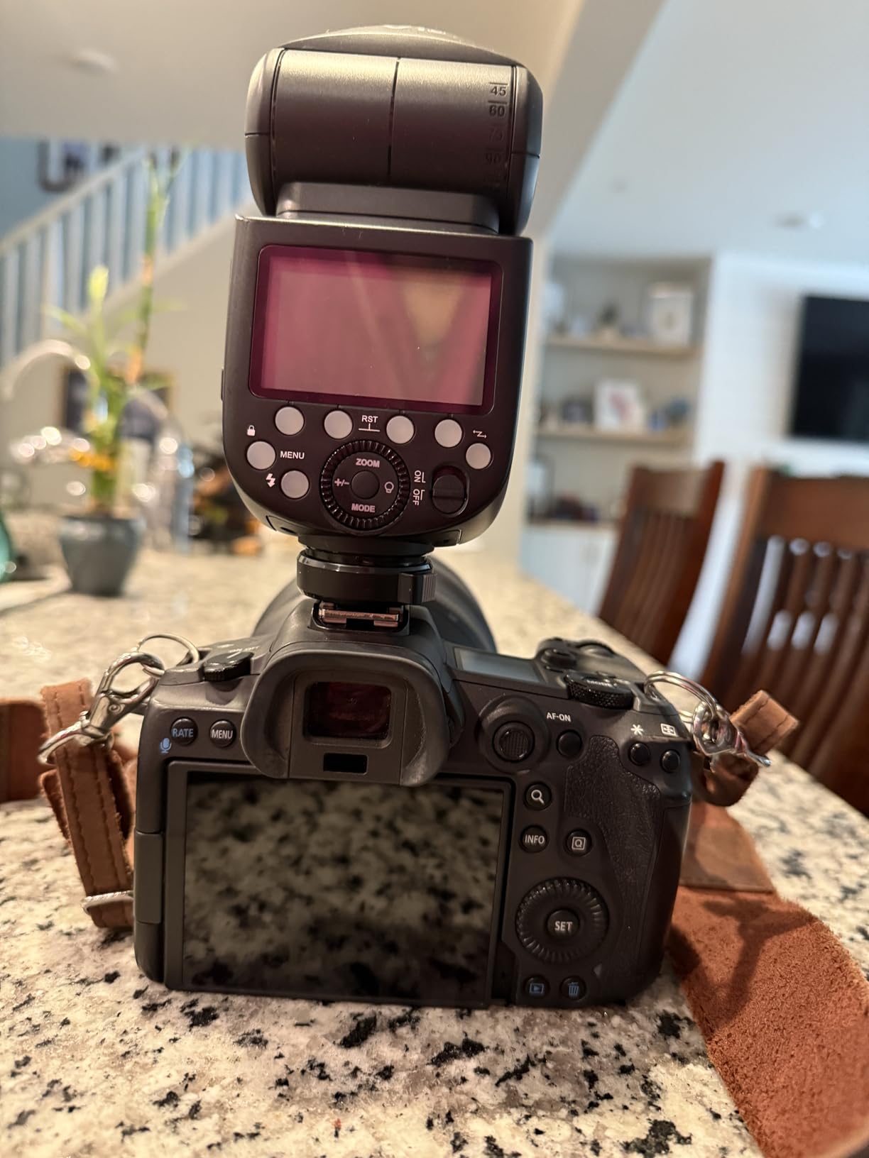 GODOX V1-C Flash for Canon | 76Ws 2.4G TTL 1/8000 HSS Round Head Speedlite, 480 Full Power Flashes, 1.5s Recycle Time, LED Modeling Lamp customer photo 1