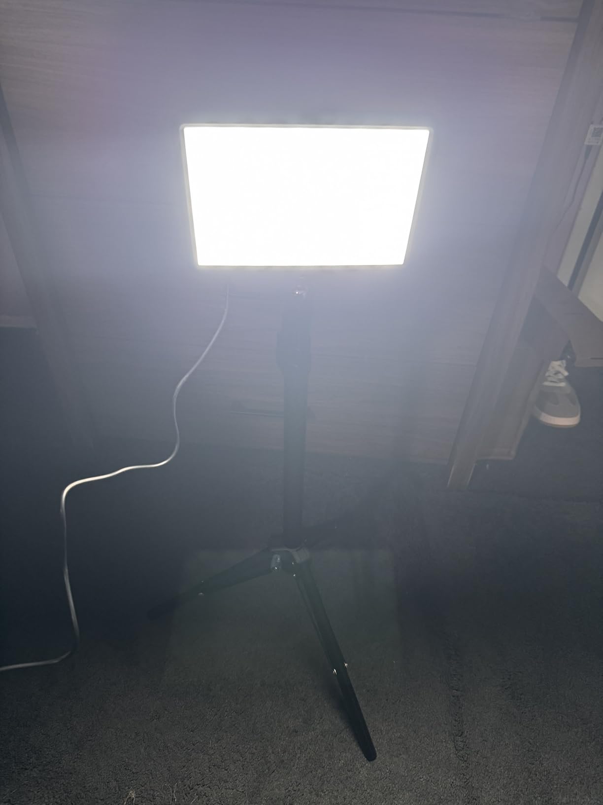 Amazon Basics 2-Pack LED Video Light, 7 Vibrant RGB Colors and 3 Color Temperatures (2500-6500K), Dimmable Lighting with 62.3-Inch Adjustable Tripod, 360° Gimbal, USB-Powered for Streaming customer photo 2