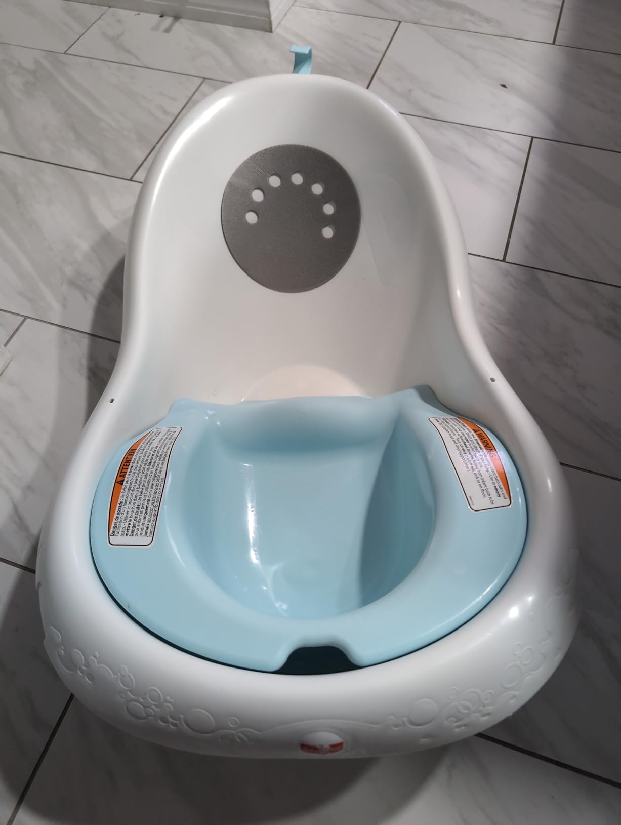 Fisher-Price Baby to Toddler Bath 4-in-1 Sling 'N Seat Tub with Removable Infant Support and 2 Toys, Pacific Pebble customer photo 2