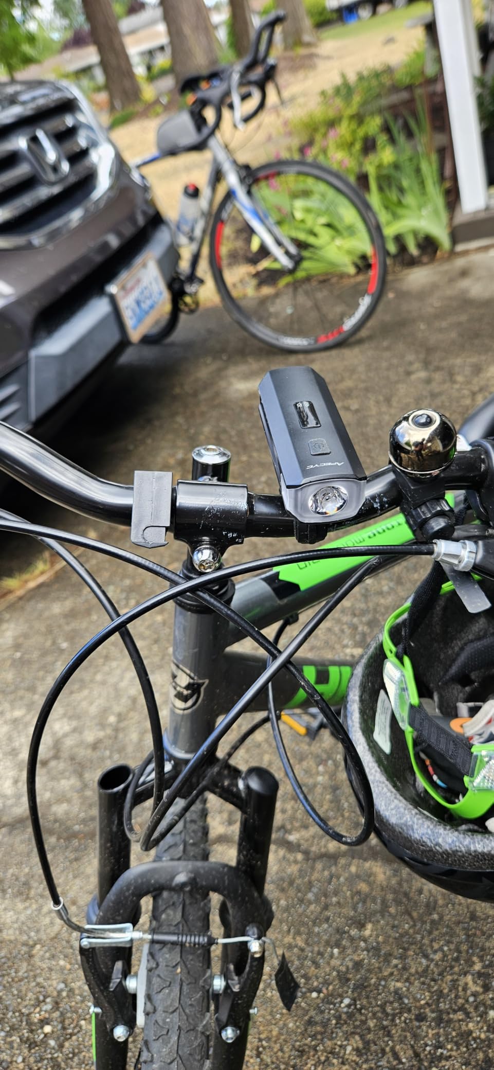 APECYC Bike Lights, Rechargeable Bicycle Light for Night Riding, Bike Front Headlight and Back Taillight with 4+5 Light Modes, Waterproof Bike Light Set for Mountain Road & Commuter Cycling customer photo 2