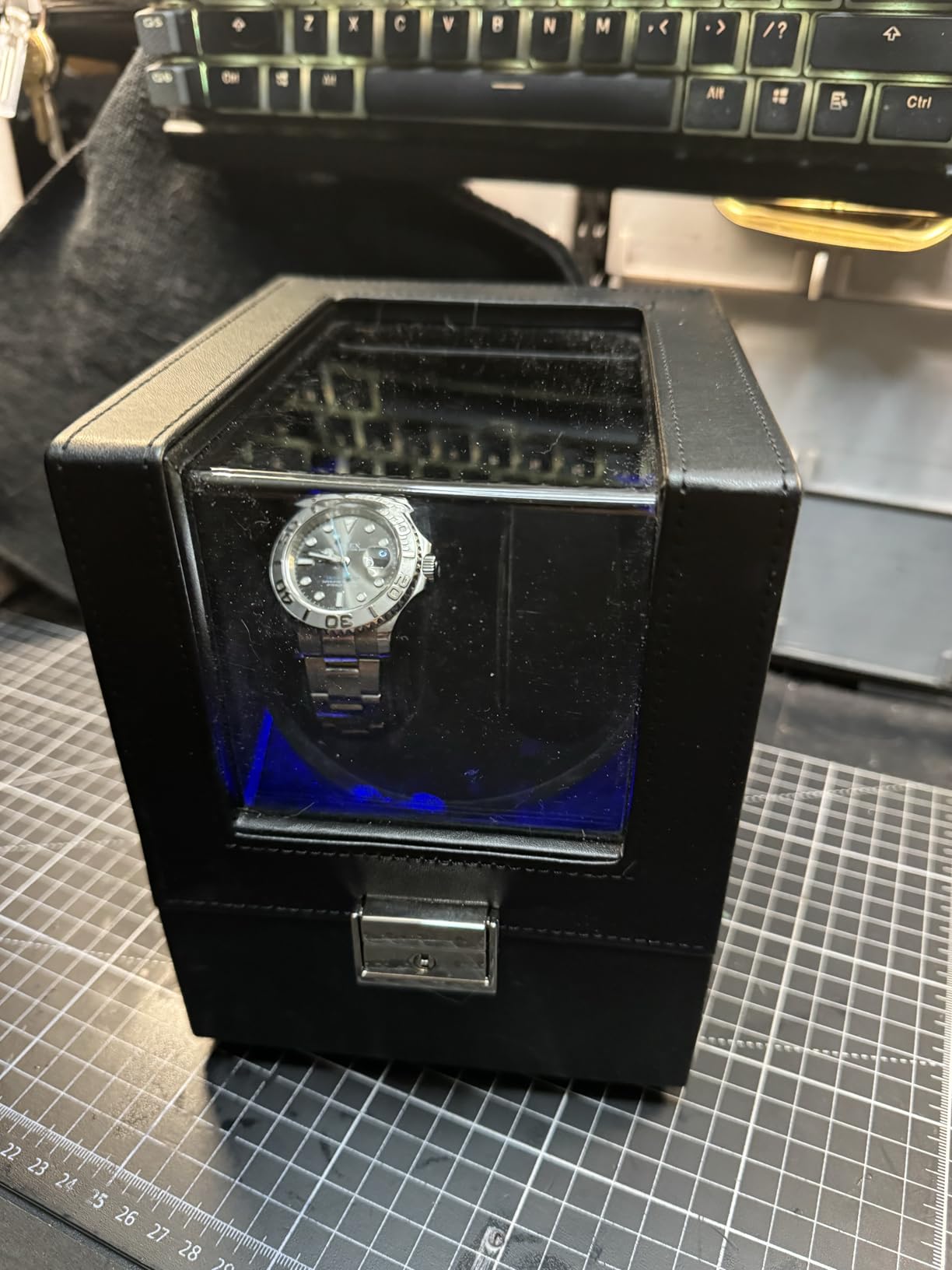 SONGMICS Automatic Single Watch Winder Box, Quiet Motor, LED Light, Lock | For Automatic Watches, Adjustable Pillow, 4 Winding Settings, USB-C Charging Cable, Black, BRIDIE Collection UJWB030B01 customer photo 1
