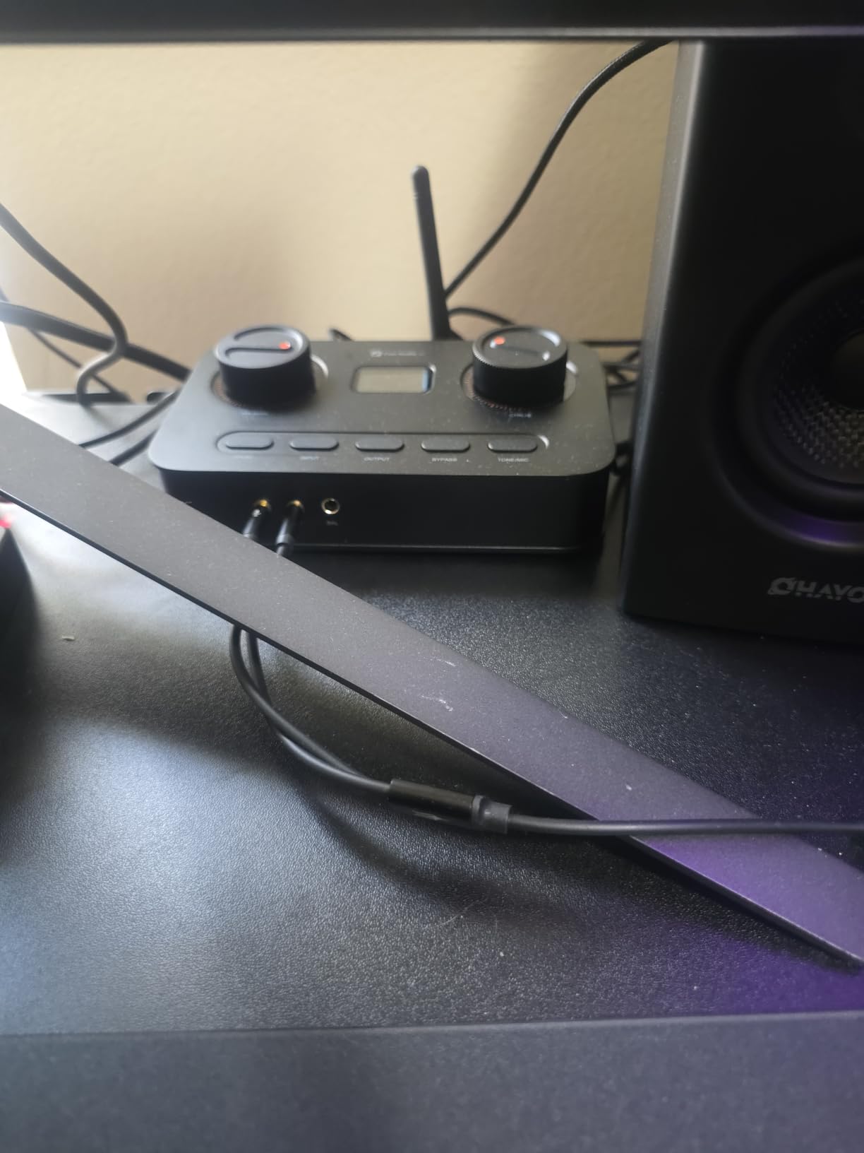 Fosi Audio K7 DAC Headphone Amp, Desktop Headphone Amplifier for Gaming PC PS5 Switch, PCM 384kHz/32bit, 2100mW, USB C/Bluetooth aptX HD LL/Optical/Coaxial/Mic Input, 4.4mm Balanced/3.5mm/RCA Output customer photo 2