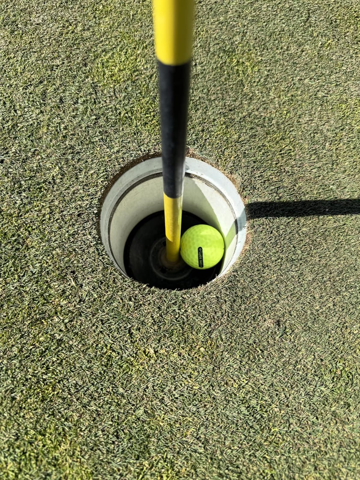 Amazon Basics Core Soft Golf Balls customer photo 1