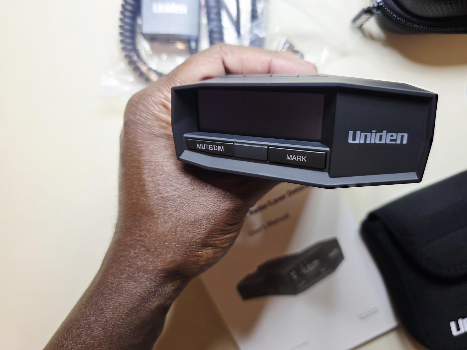Uniden R8W (new Model) Extreme Long Range Laser/Radar Detector, 360° Awareness, Directional Arrows, Wi-Fi, Bluetooth, GPS, Real-Time Voice Alerts, Red Light & Speed Camera Alerts, R/TACH App customer photo 2