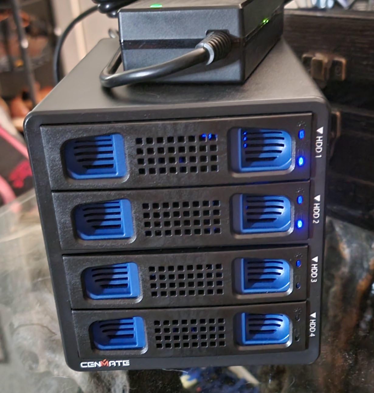 CENMATE 4 Bay Hard Drive Enclosure with Cooling Fan for 2.5/3.5