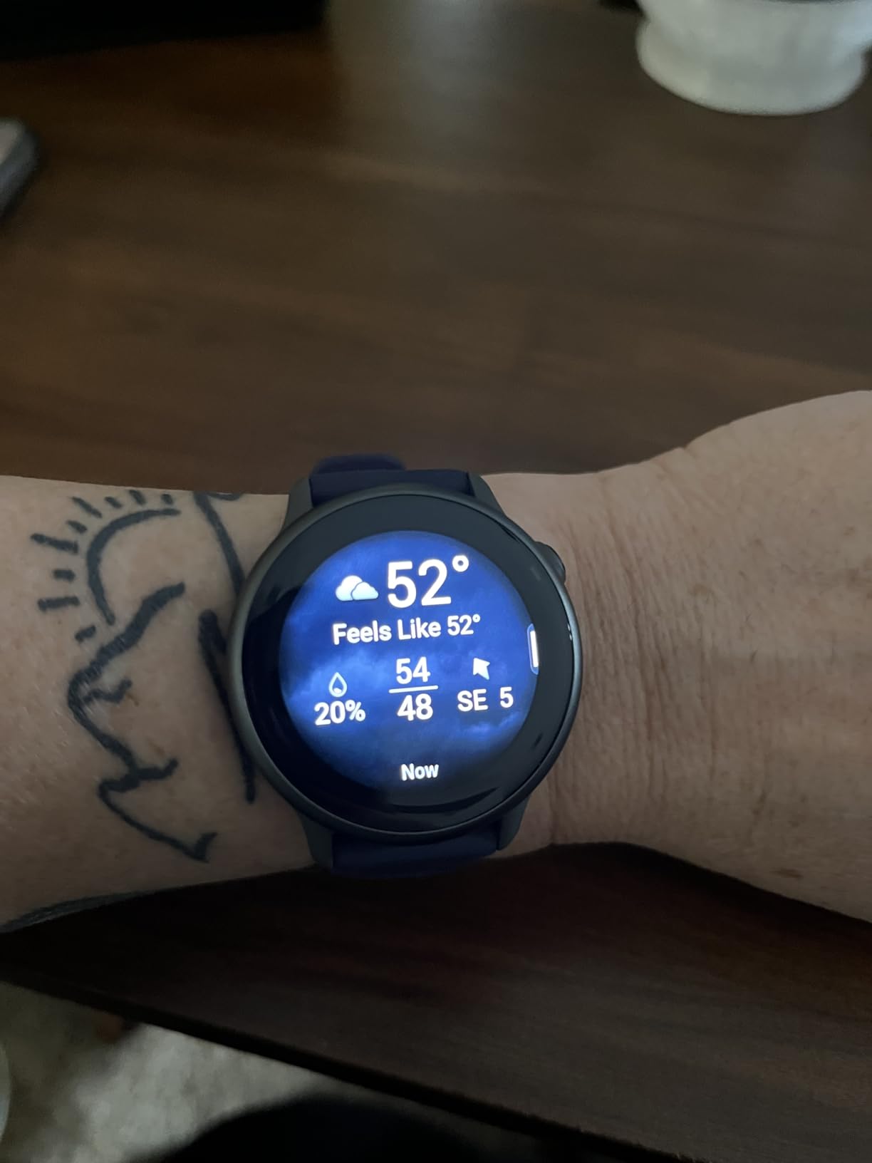 Garmin vívoactive 6, Health & Fitness GPS Smartwatch, 42mm, Pink Dawn customer photo 2
