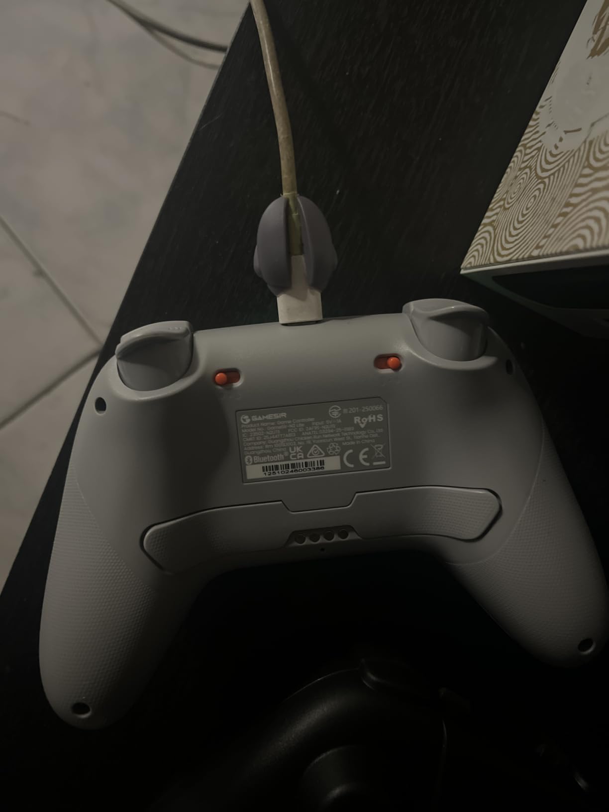 GameSir Nova Lite 2 Wireless PC Controller with Hall Effect Joysticks & Triggers, 2.4G & Wired 1000Hz Polling Rate, Remappable Buttons - Compatible with PC/Switch/Steam/Android (Grey) customer photo 1
