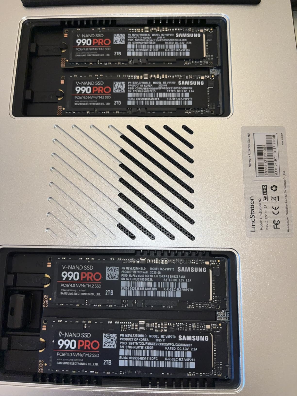LincStation N2 6-Bay NAS Storage - Intel N100, 10GbE, 16GB LPDDR5 RAM, 2x2.5 SATA HDD and 4xM.2 NVMe Slots (Diskless) customer photo 1