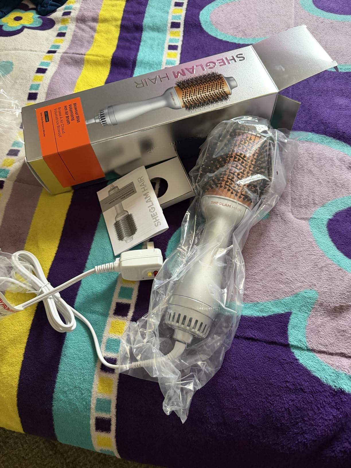 SHEGLAM 4-in-1 Hot Air Brush - Hair Dryer & Styler with 33000 RPM Motor, Gloss PRO Coating for Shine, 3 Heat Settings, Tangle-Free Ionic Bristles for Frizz-Free Blowouts (US Plug) customer photo 2
