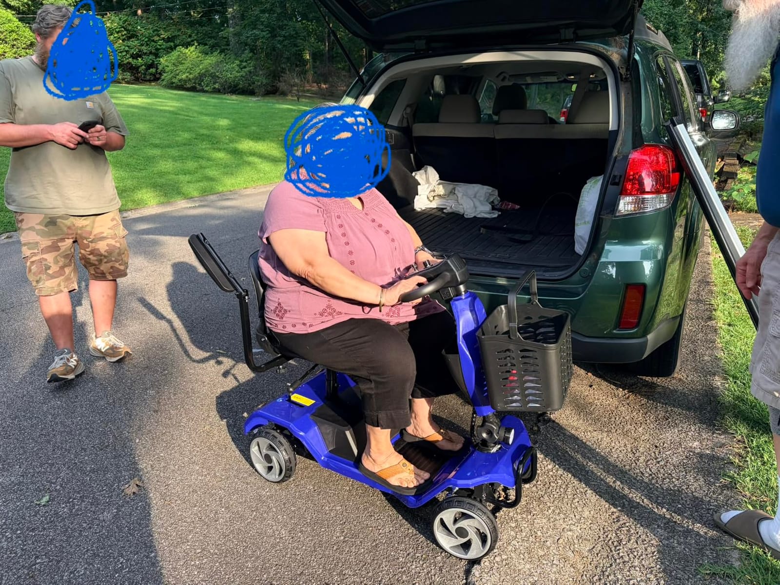 Foldable Mobility Scooters for Seniors, FSA&HSA Eligible, 330LBS Capacity, Red Powered Electric Mobility Scooters, 4 Wheel Lightweight Mobility Scooters for Adults, Folding Travel Motorized Scooter customer photo 2