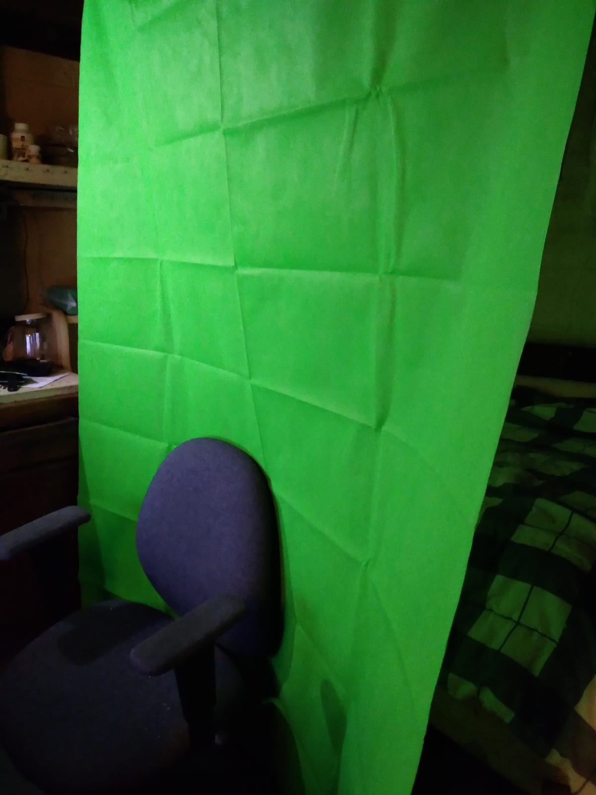 EMART Blue Green Screen Backdrop Kit, 5x6.5ft Portable T-Shape customer photo 2