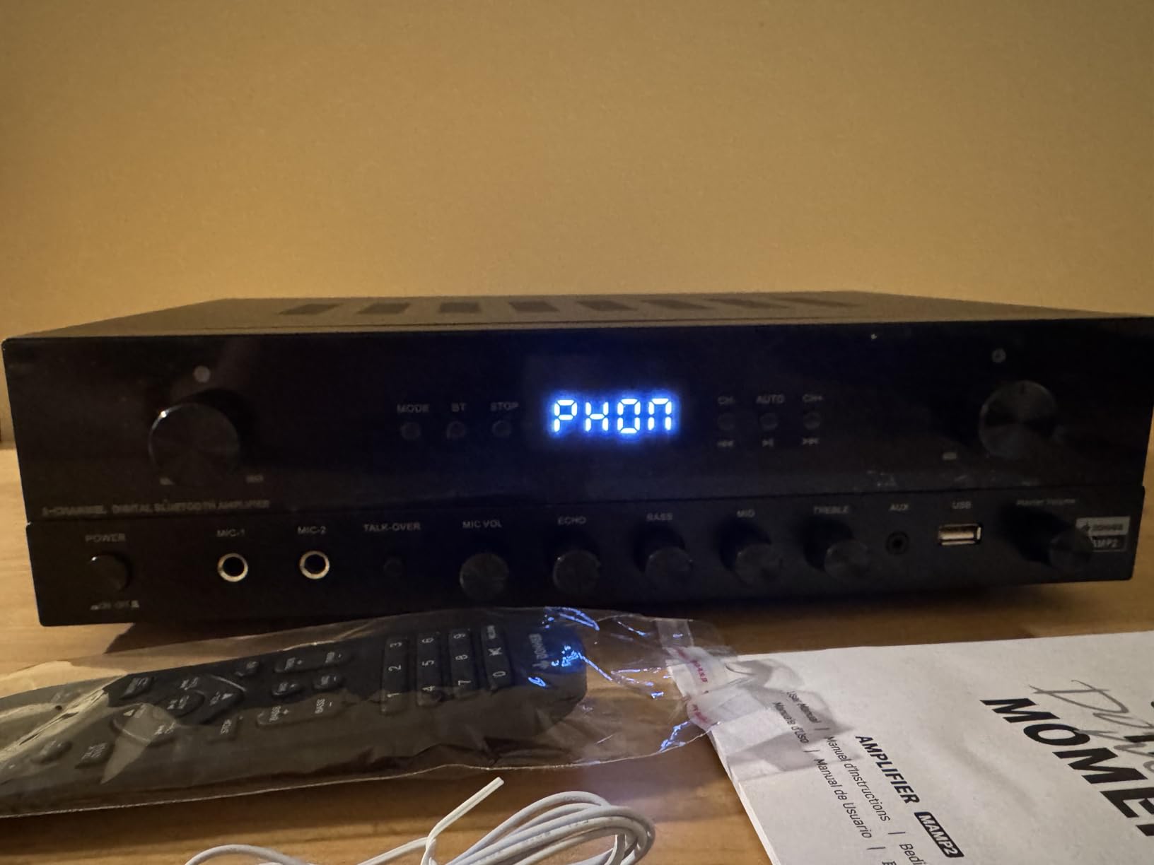 Donner Stereo Audio Amplifier, 600W Peak 2 Channel Receiver with Bluetooth 5.3, Phono, Optical, Coaxial, USB, FM customer photo 2