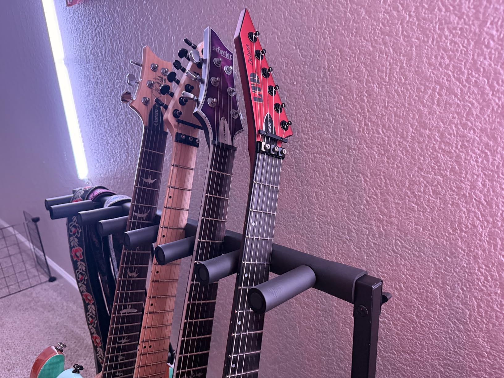 Gator Rok-It Multi Guitar Stand Rack with Folding Design, Holds up to 10 Electric or Acoustic Guitars (RI-GTR-RACK10) customer photo 2