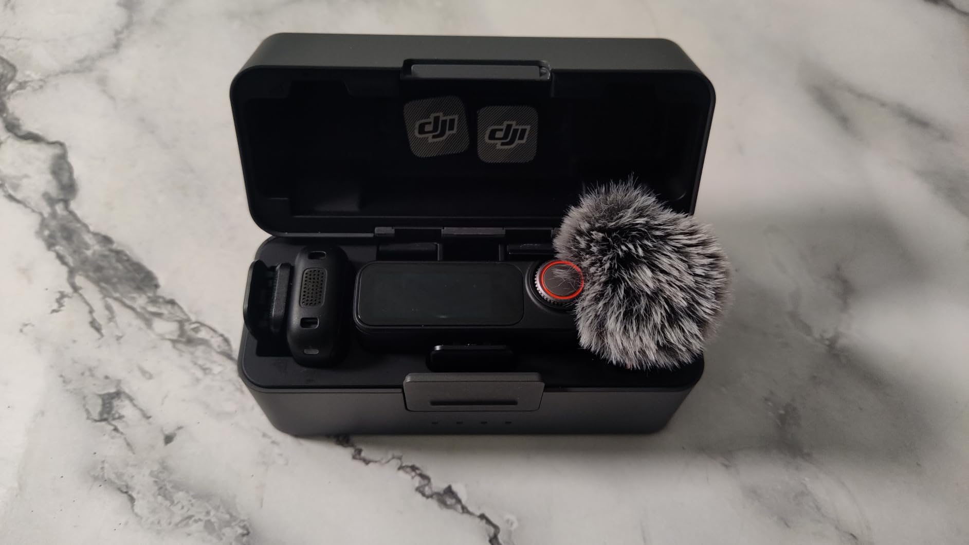 DJI Mic 3 (2 TX + 1 RX + Charging Case), Wireless Microphone | Mini Mic for iPhone/Camera/Android, Ultralight, Adaptive Gain Control, Dual Band Anti-Interference, 28h Use, Vlog customer photo 2
