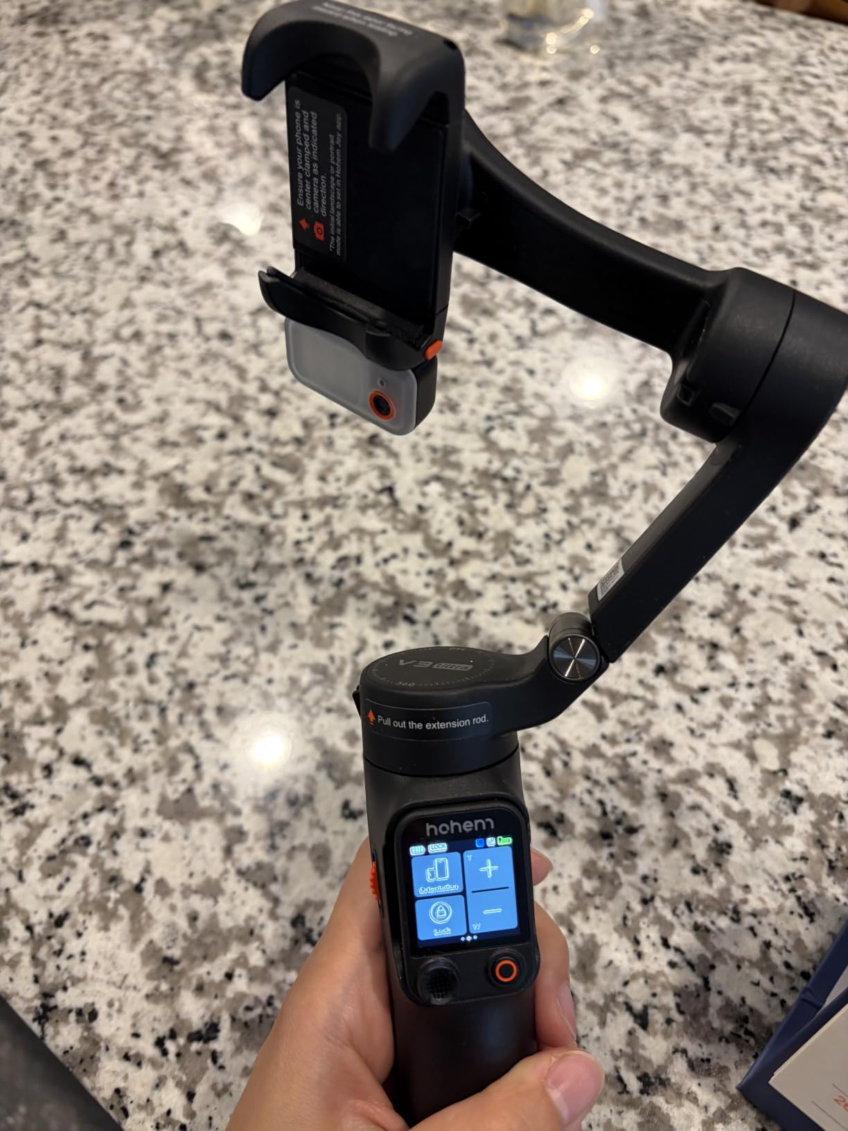hohem iSteady V3 Ultra Gimbal Stabilizer for iPhone, Phone Gimbal with AI Auto Tracking, Detachable Touchscreen Remote, Built-in Extension Rod, Tripod, Fill Light, for Vlog, Travel, Pet, Fitness customer photo 2