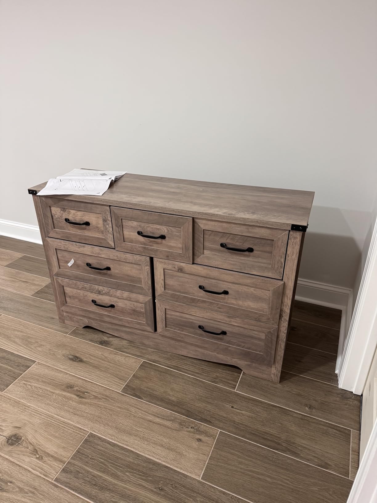 BORNOON Tall 6-Drawer Dresser for Bedroom, Modern Wooden Chest of Drawers with Metal Handles, Anti-Tipping Design, Sturdy and Stable Storage Organizer for Living Room, Entryway, Home Office customer photo 2