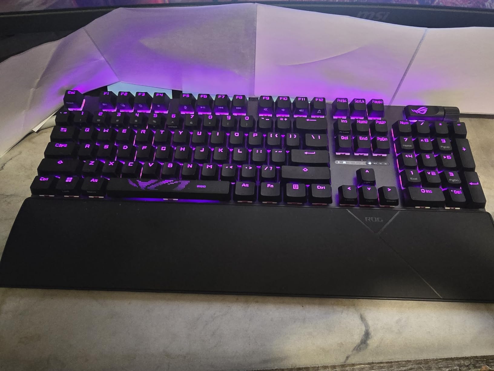 ASUS ROG Strix Scope II X Wired USB Mechanical Gaming Keyboard, 100% Full-Size, Hot Swappable Pre-lubed ROG NX Snow V2 Linear Switches, PBT Keycaps, RGB, PC/Mac Support customer photo 1