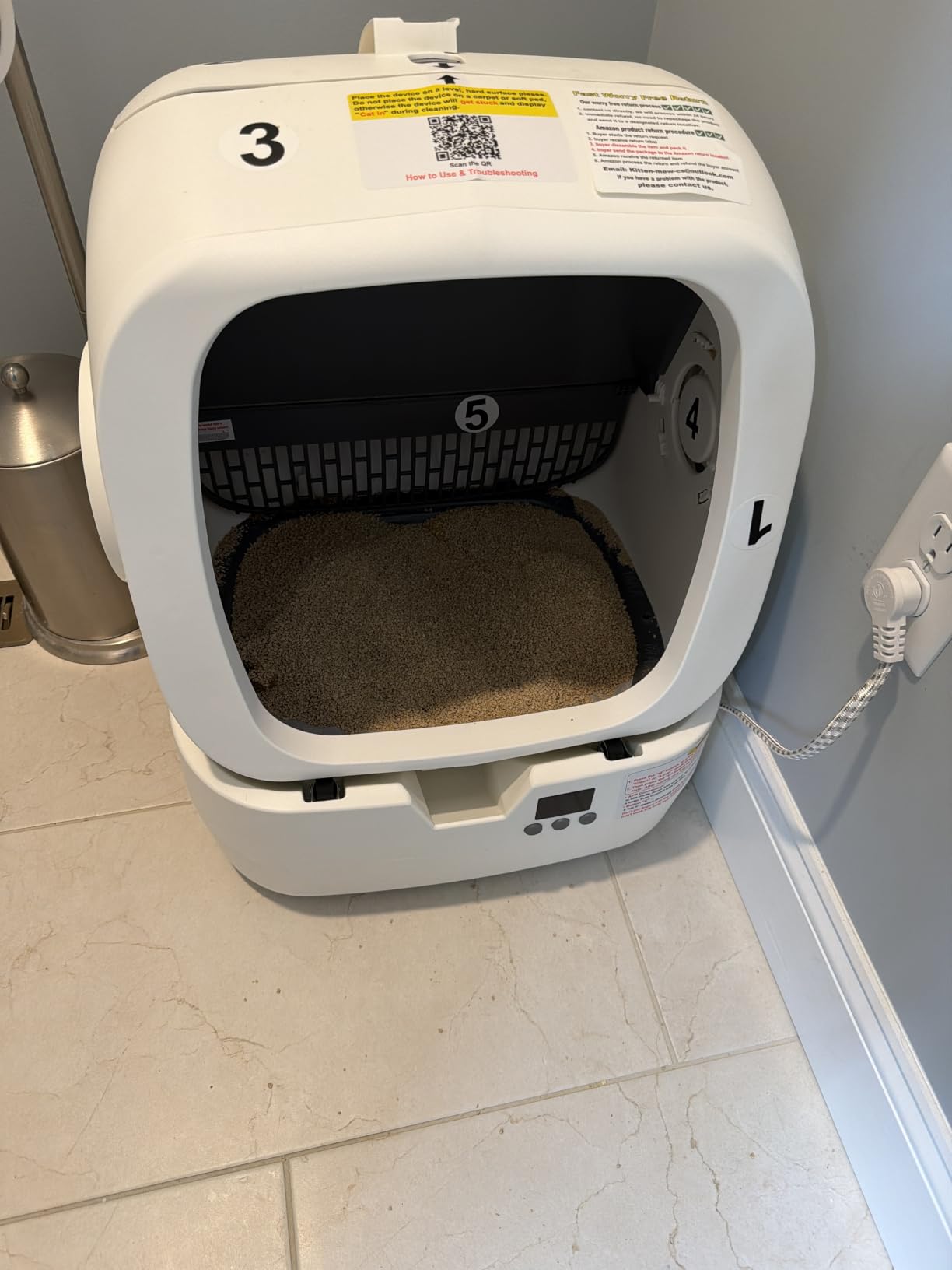 Mintakawa Automatic Cat Litter Box Self Cleaning - APP Control and Weight Monitoring - Ultra-Quiet, Suitable for Medium Cats and Kittens, Safe Anti-Pinch Litter Box (Assembly Required) - White customer photo 1