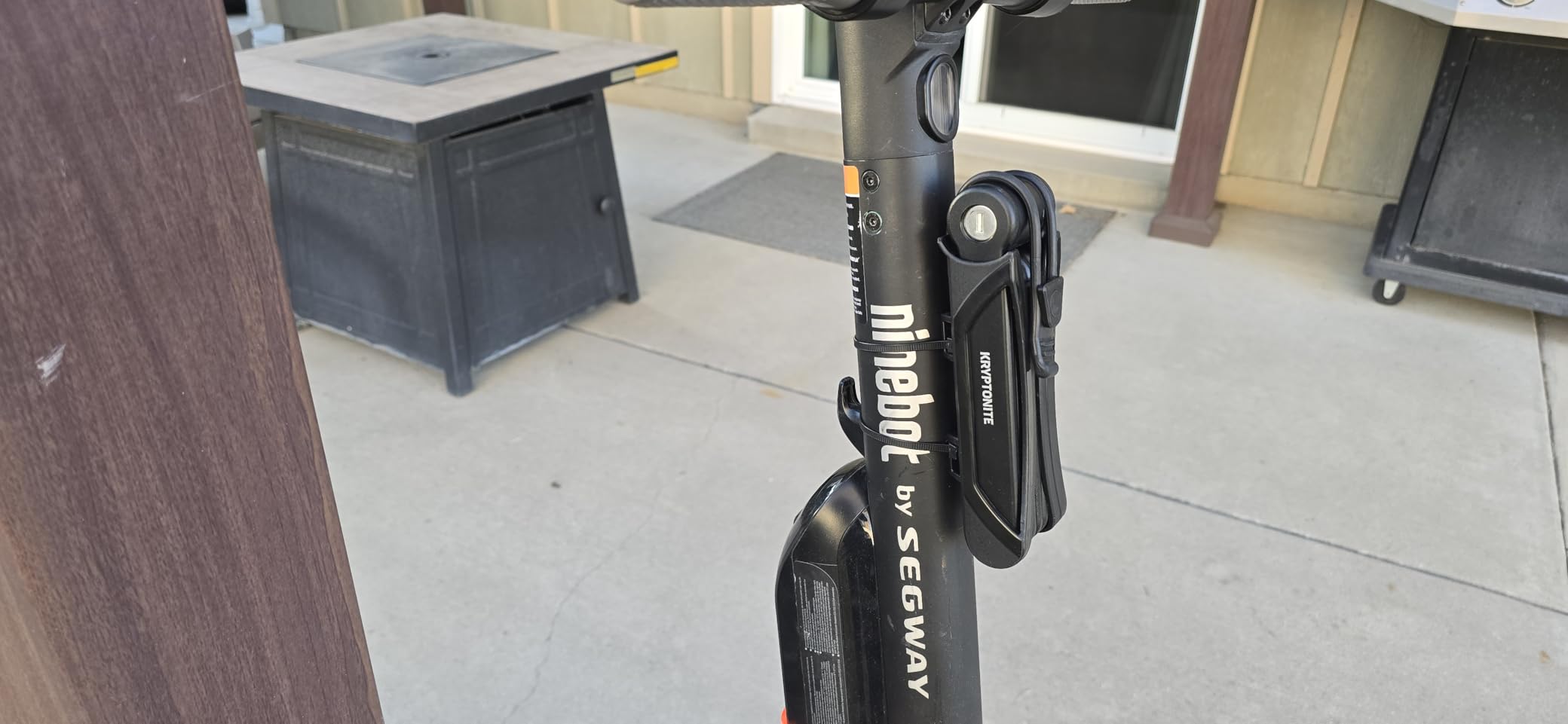 Kryptonite Parkview Folding Bike Lock - 2.9 ft High Security Lock | Compact 3mm hardened steel foldable bicycle lock with mount for e-bikes, scooters, road or mountain bikes, 88.4cm length customer photo 1